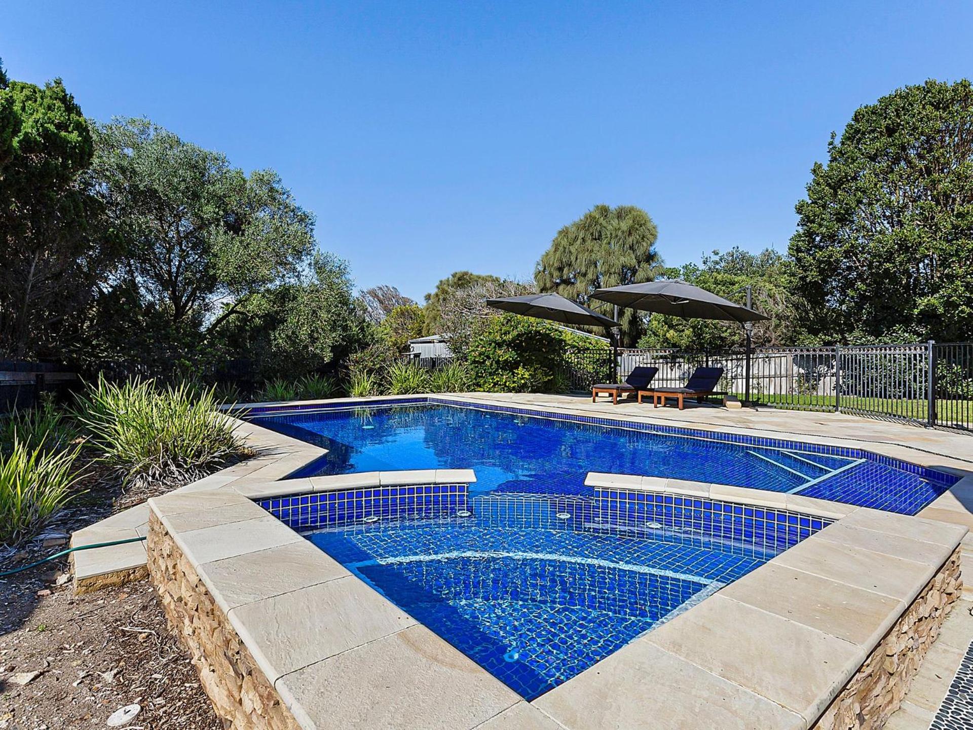 Park Lane Pool & Spa