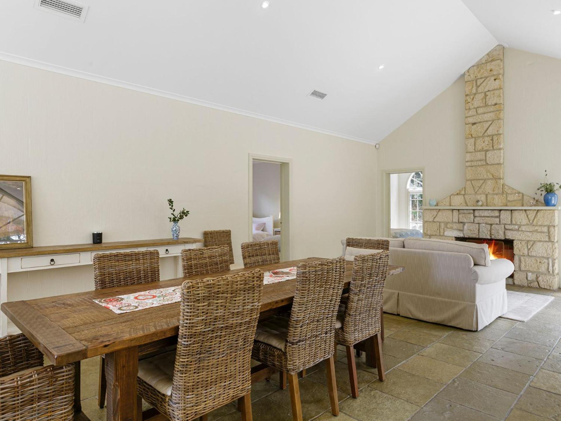 Portsea Hideaway Classic Style