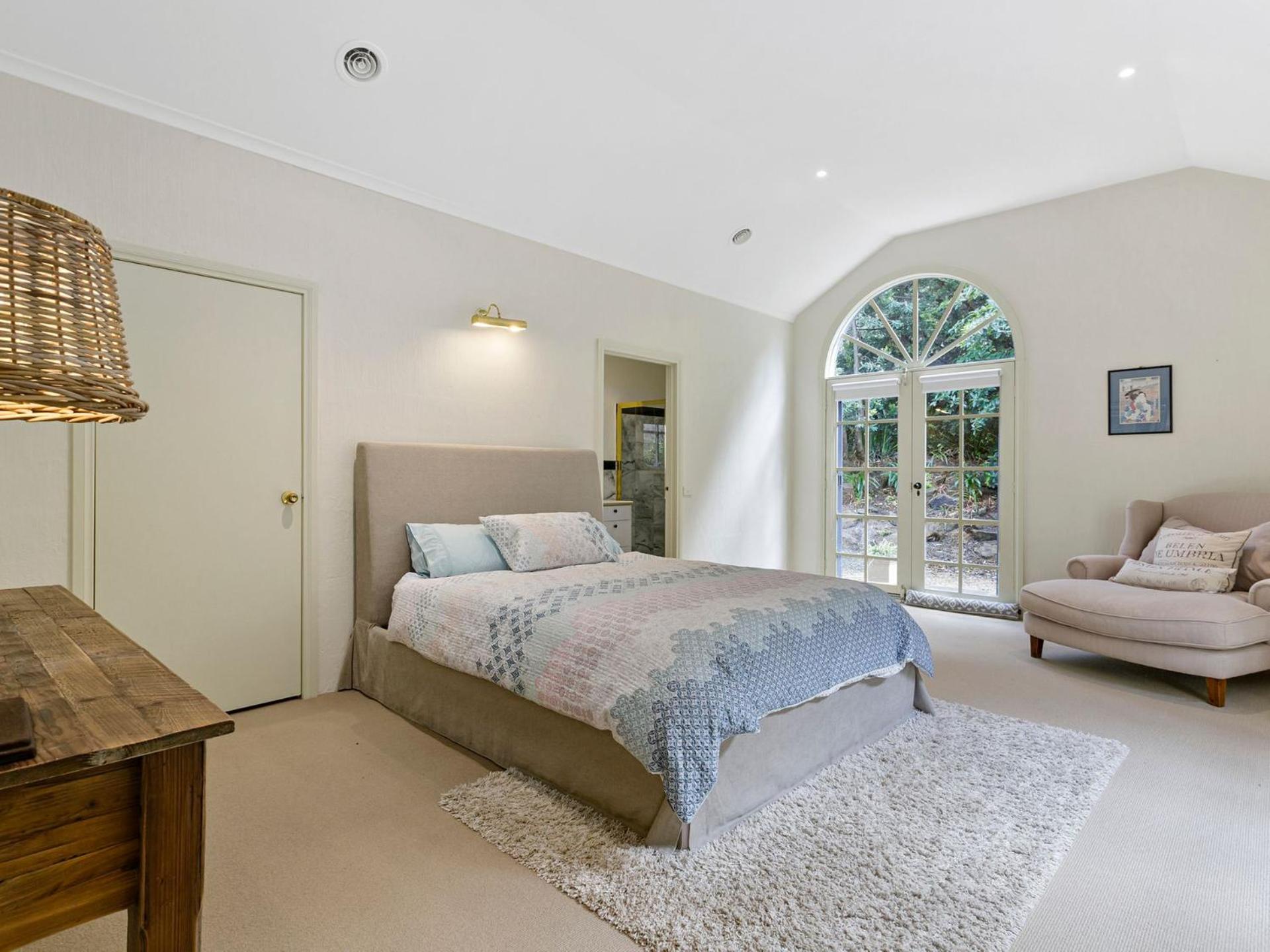 Portsea Hideaway Classic Style