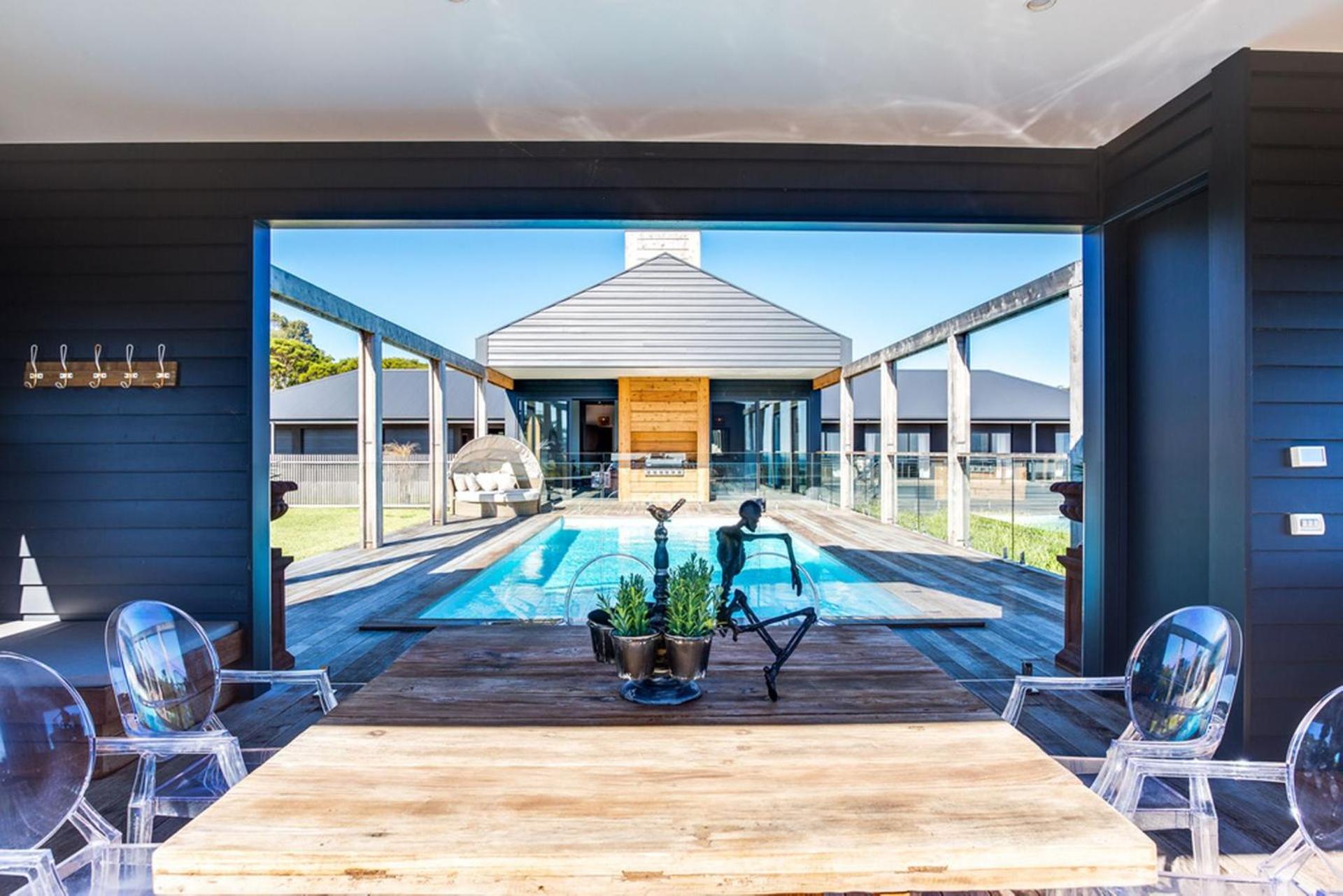 Red Hill Ridgeview Luxury Retreat