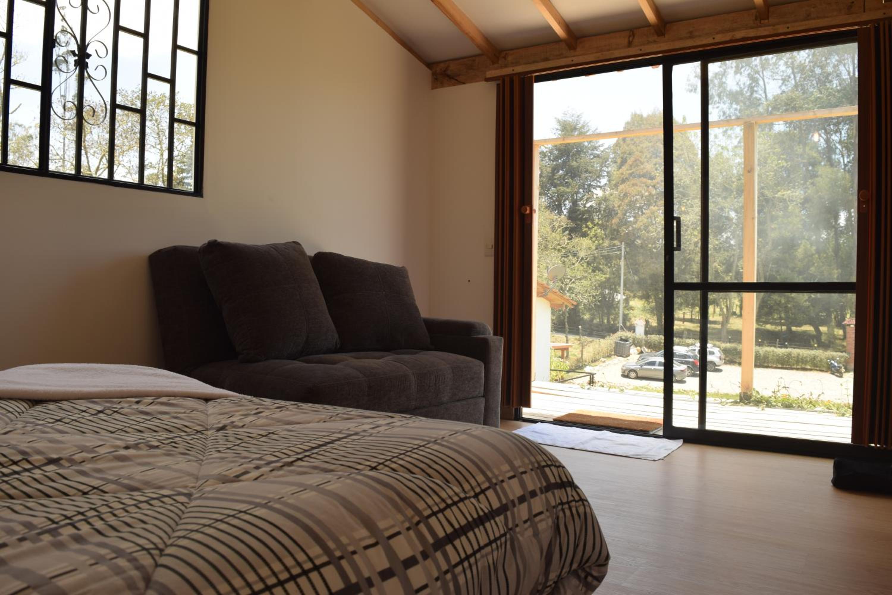 Glamping Reserva del Dorado view 4
