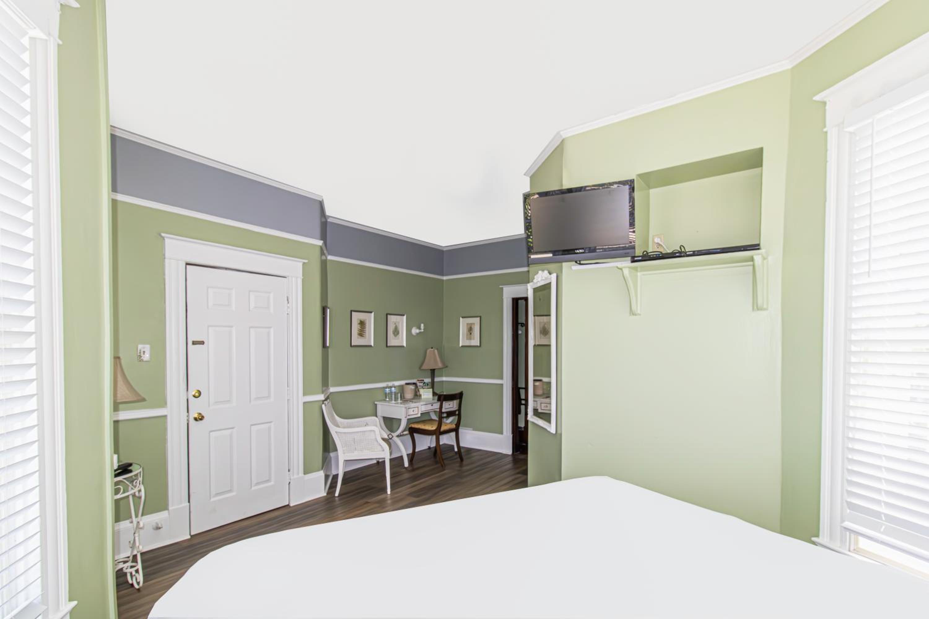 Southern Wind Inn