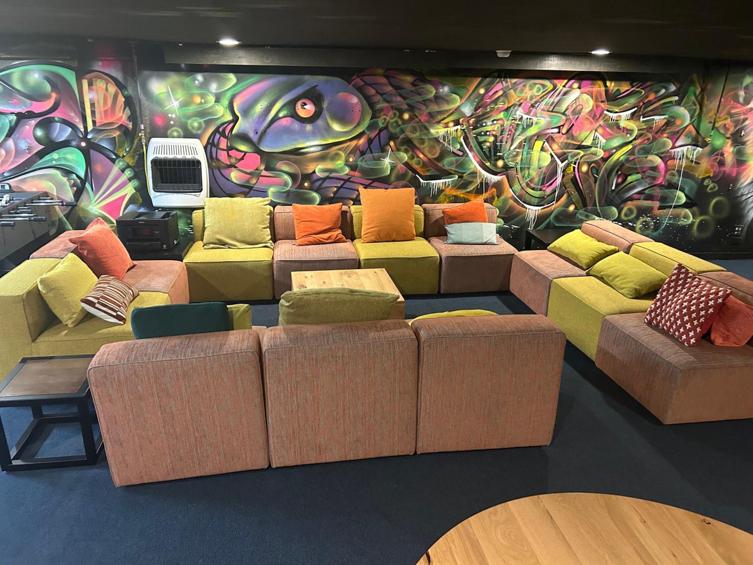 lounge