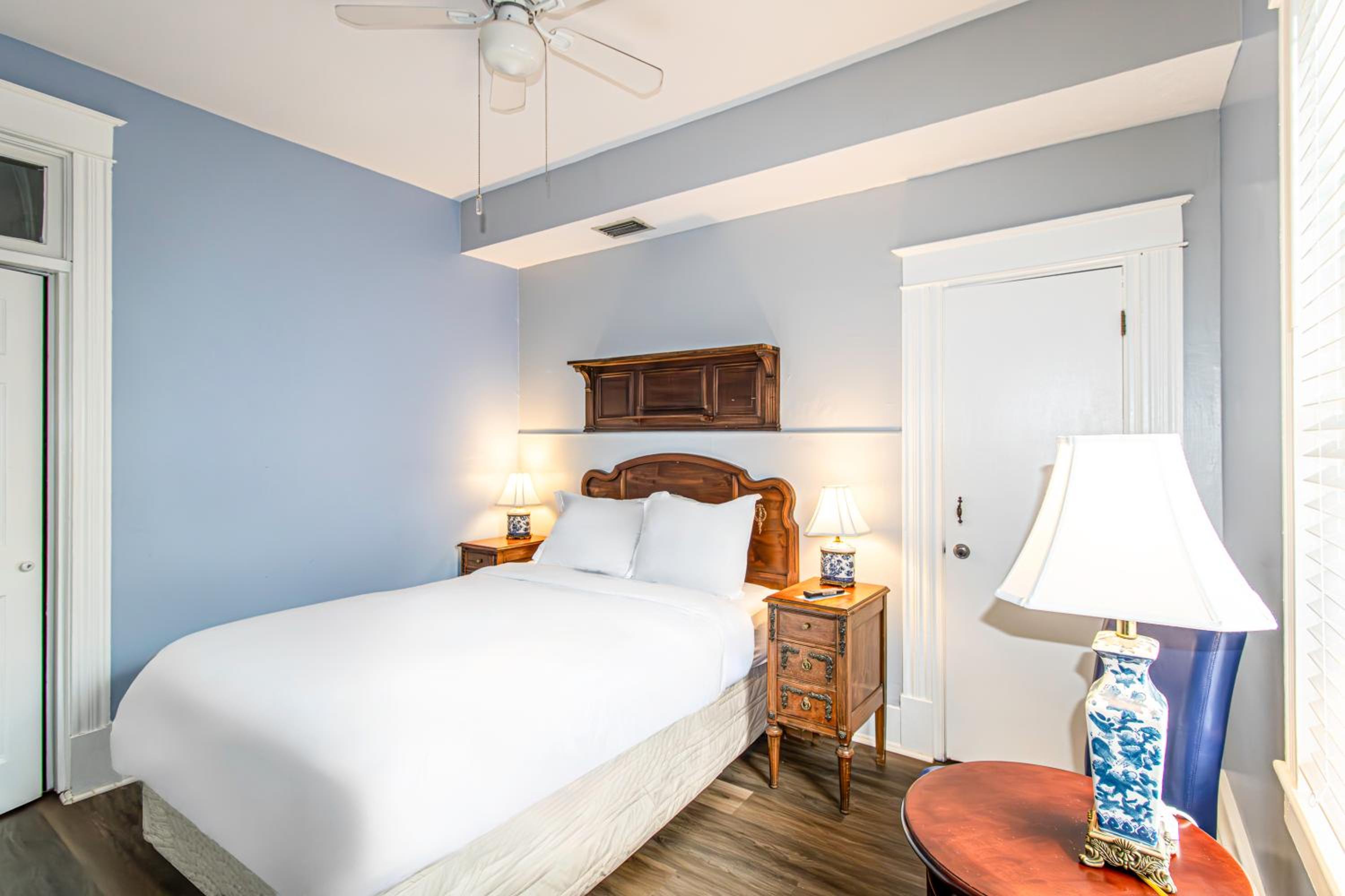 Southern Wind Inn