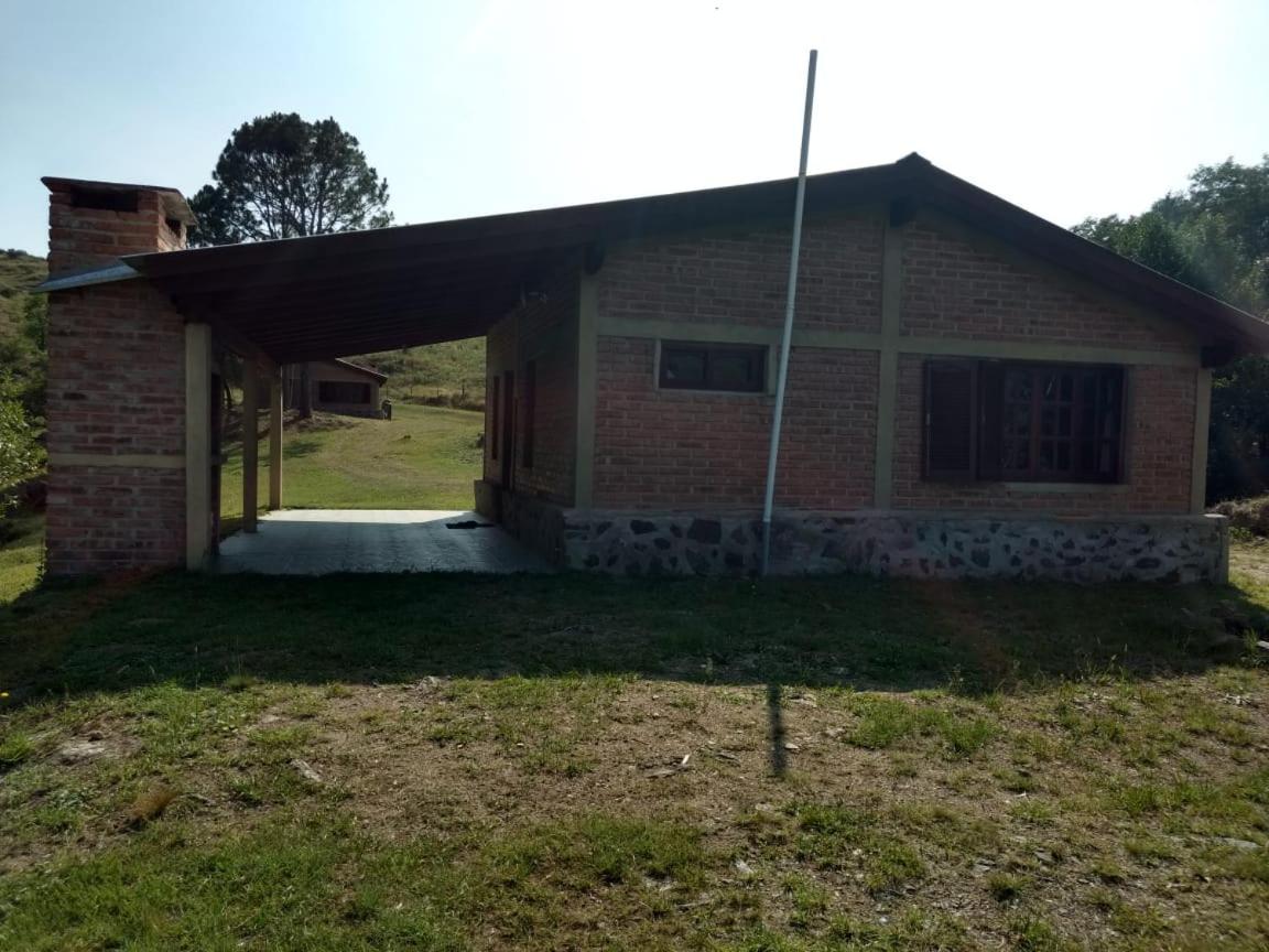 Estancia La Victoria - Cabañas de Montaña