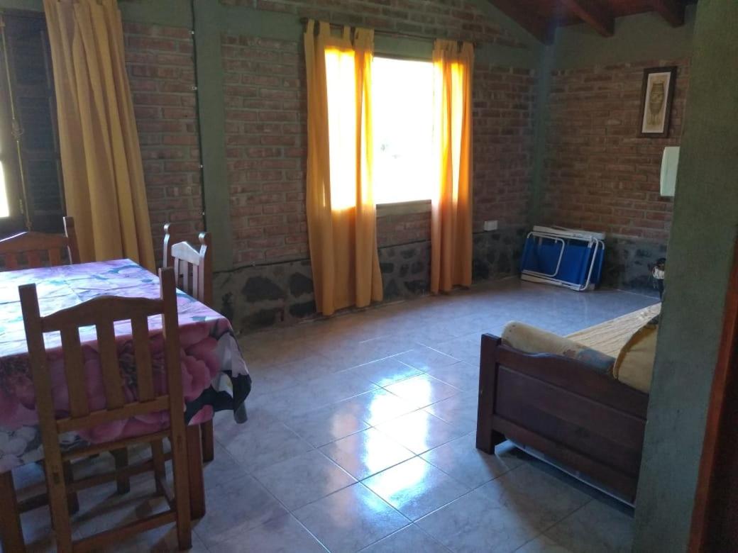 Estancia La Victoria - Cabañas de Montaña