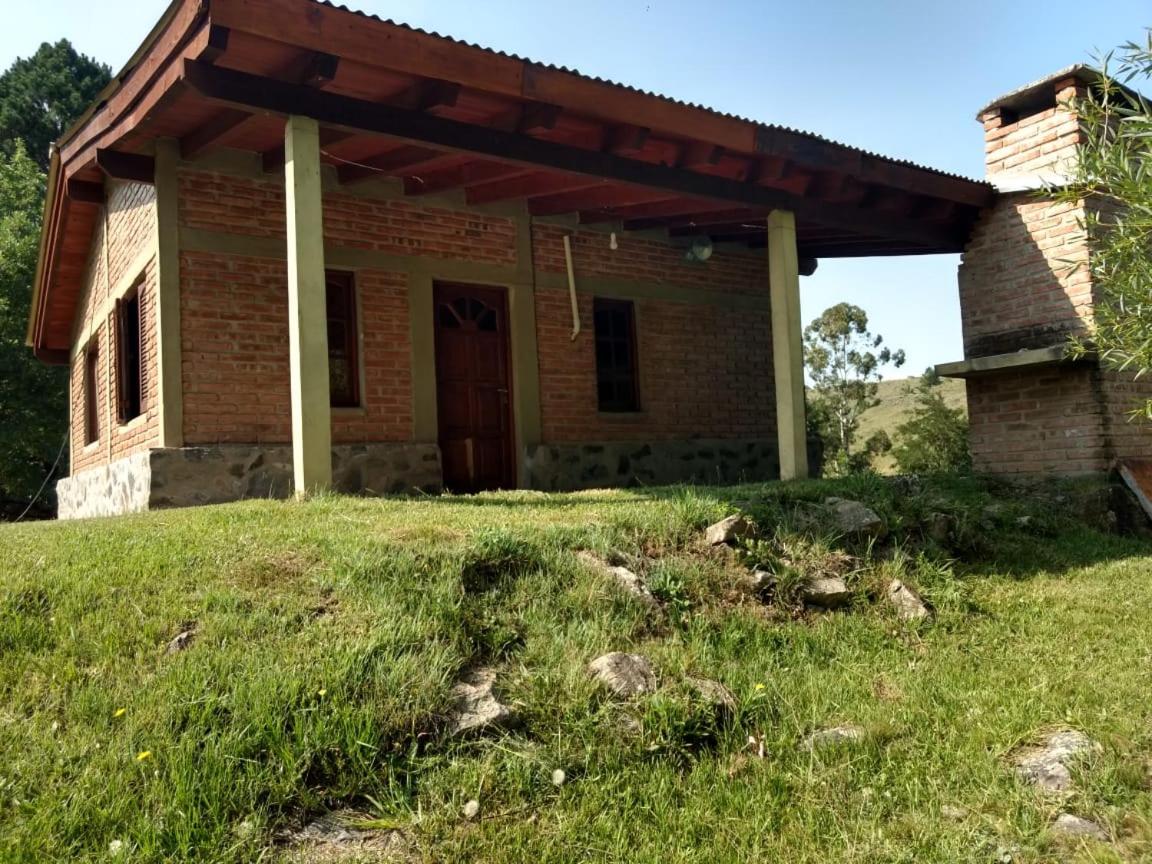 Estancia La Victoria - Cabañas de Montaña