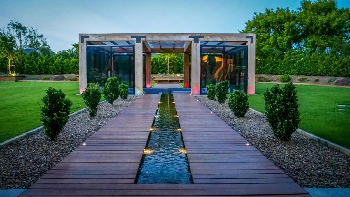 Expansive Luxury Country Escape