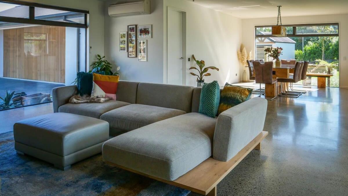 Expansive Luxury Country Escape