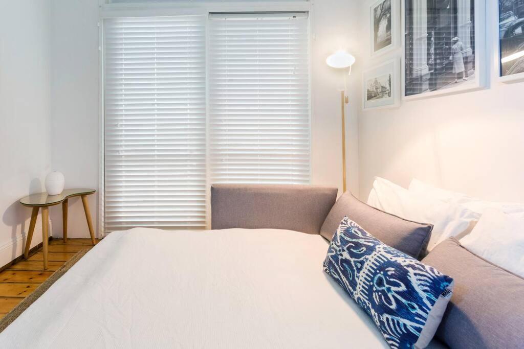 Spacious, Stylish House with Private Courtyard near Shops, Cafes, Beach and Tram