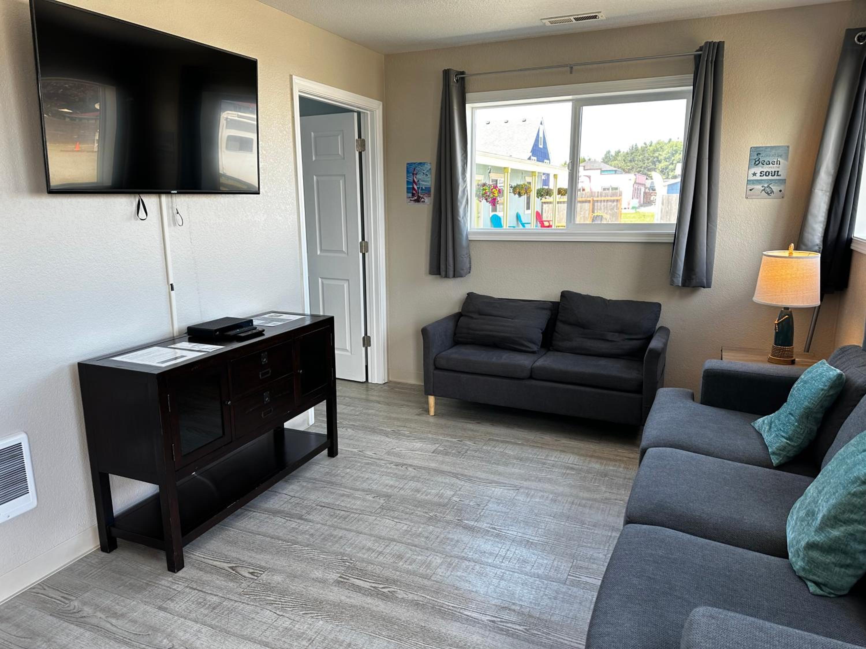Coastal Inn and Suites