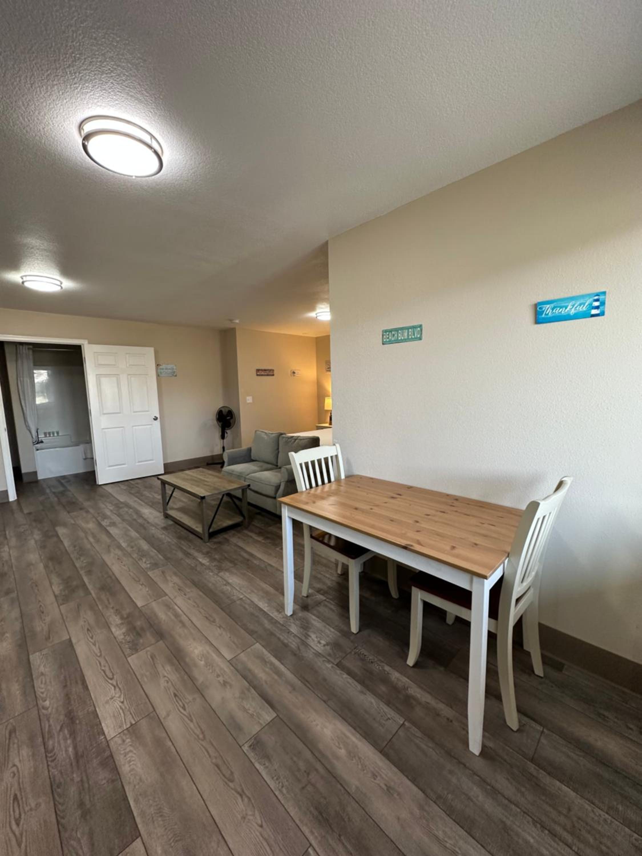 Coastal Inn and Suites