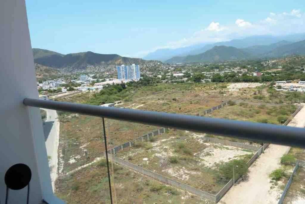 Salguero Beach- Pool-Gym-Jacuzzi- Mountain View