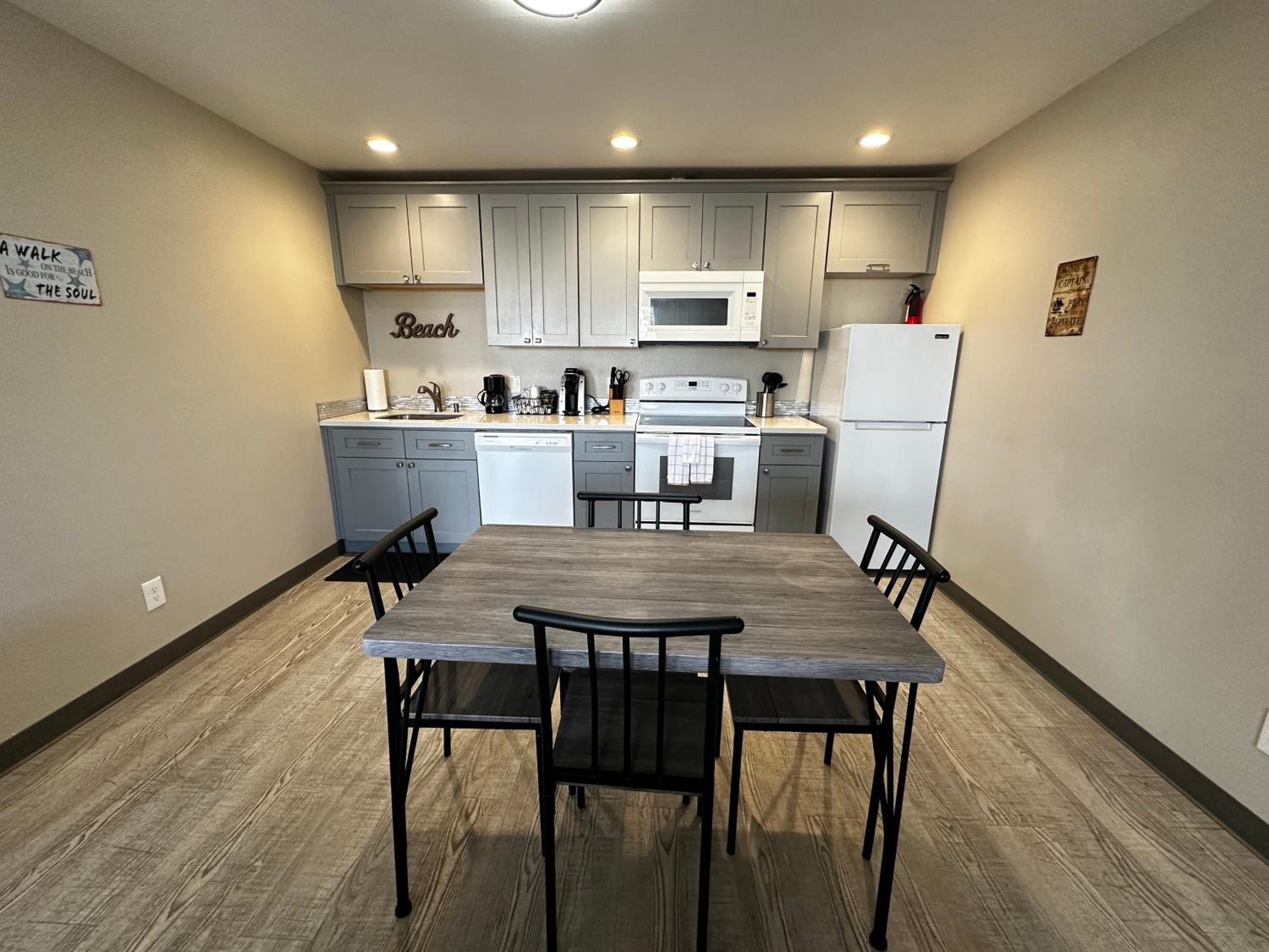 Coastal Inn and Suites