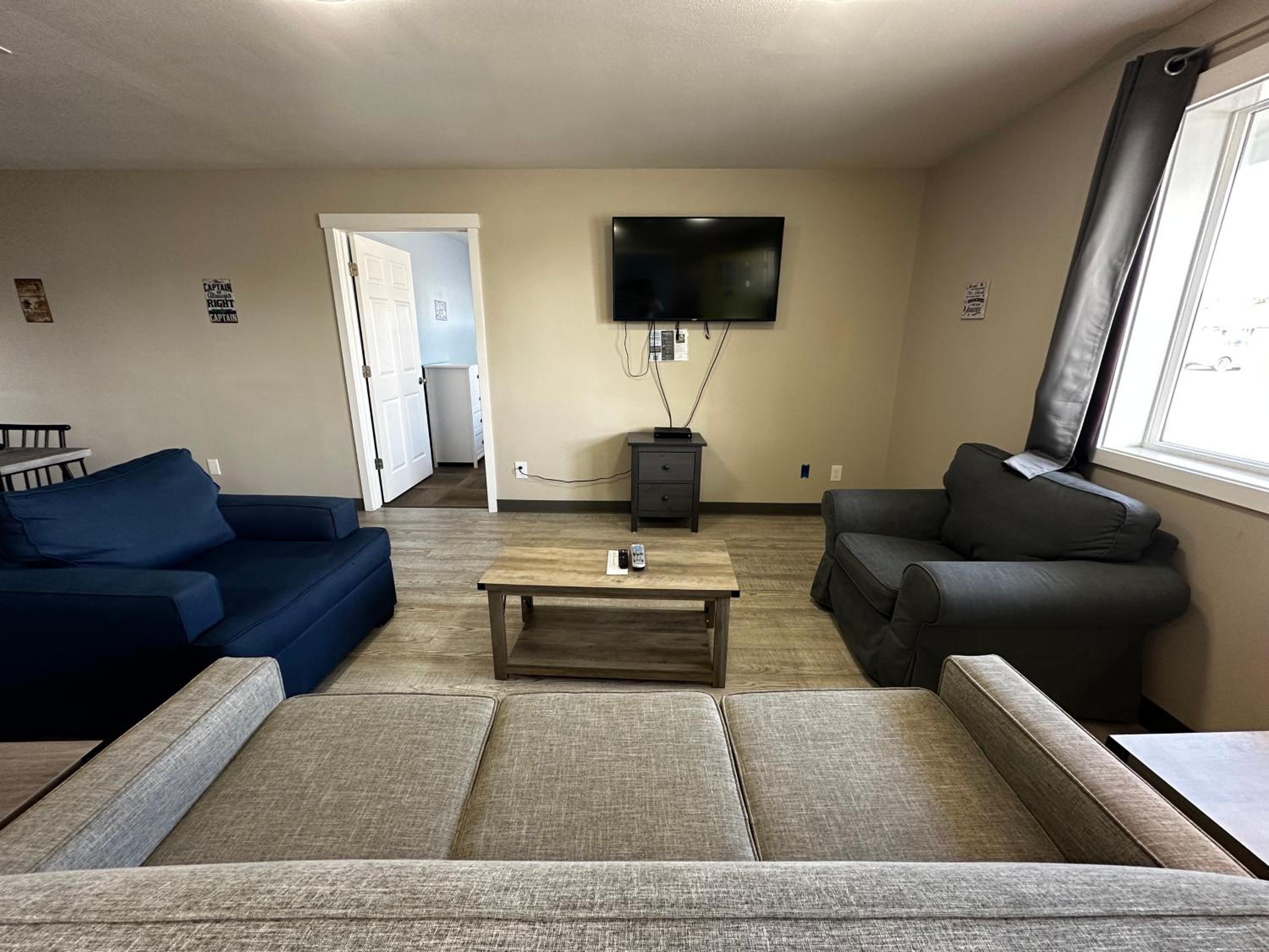 Coastal Inn and Suites
