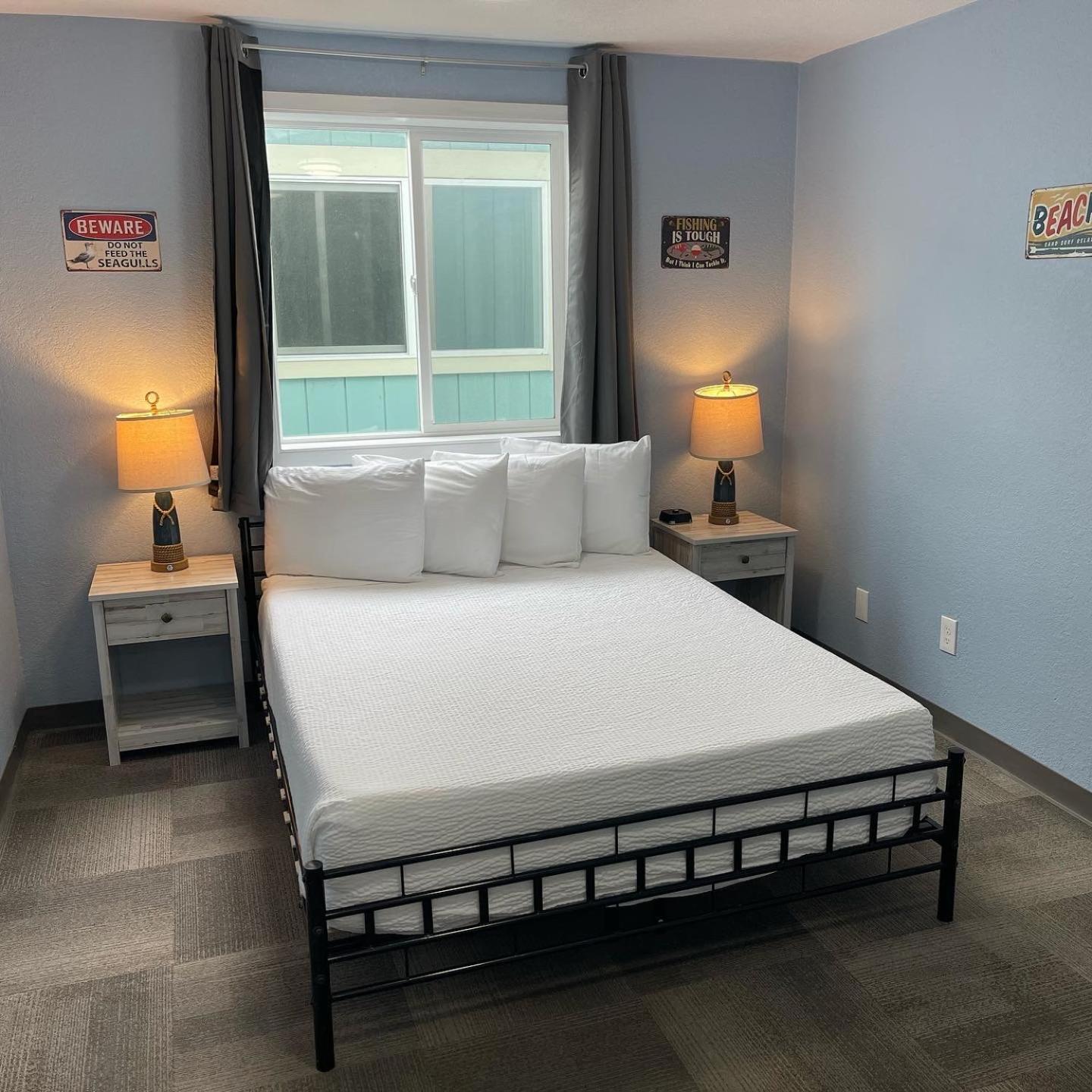 Coastal Inn and Suites