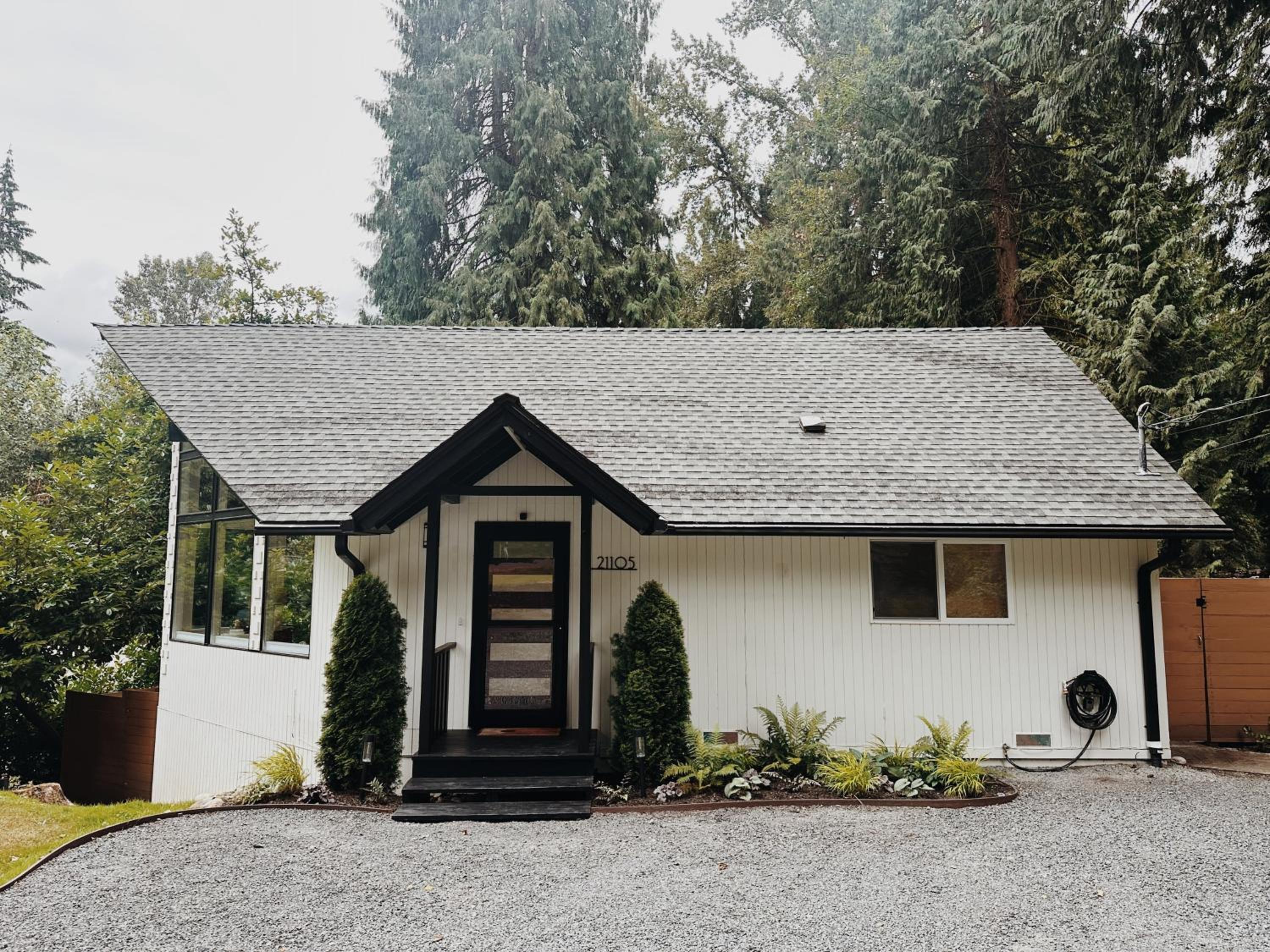 New Alderwood Cabin Bothell 2 Beds 1 Bath