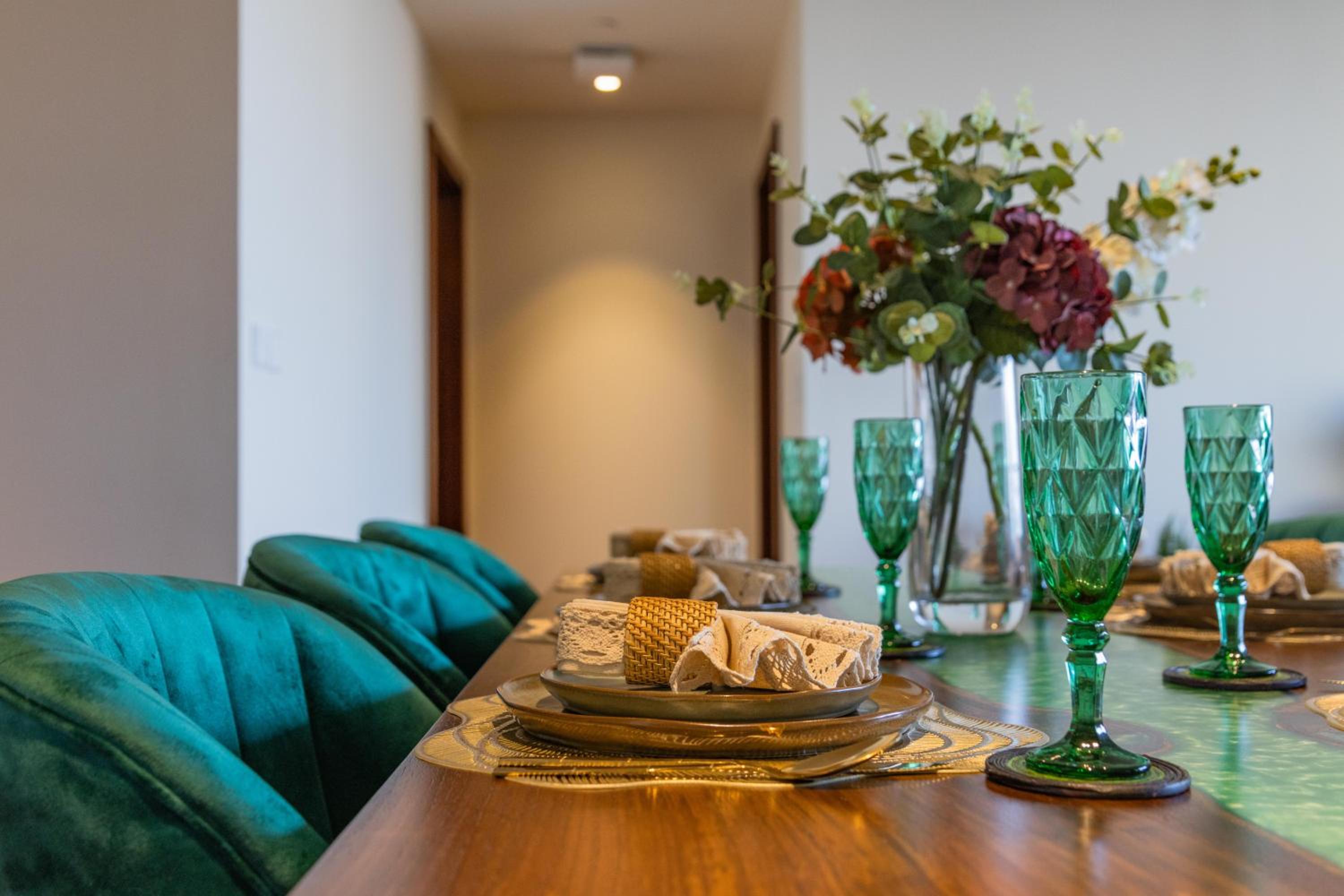 Two-Bedroom Luxury Apartment at The Suites view 4