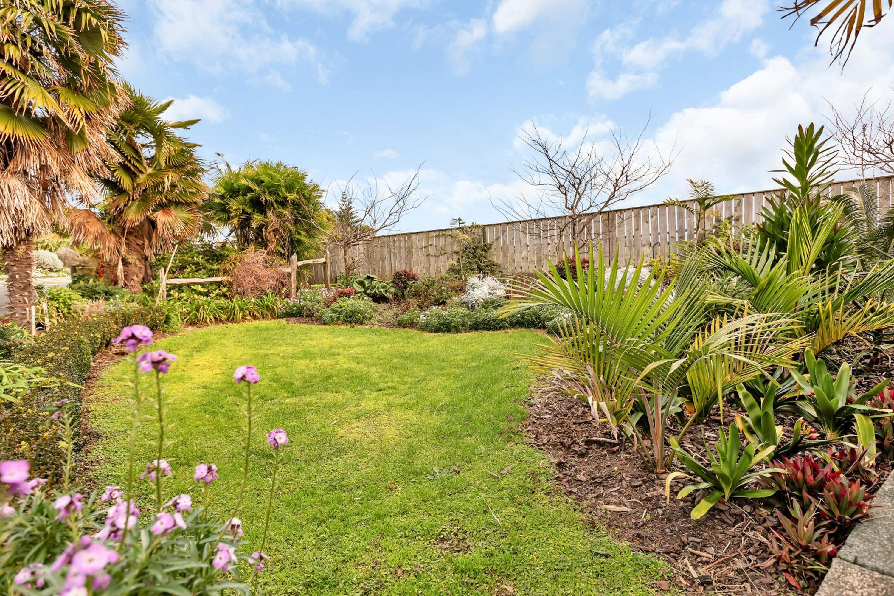 Harbourside Views - One Tree Point Holiday Home view 2