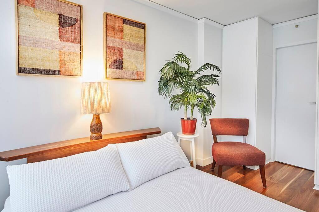 Sensational St Kilda stay at Sunset Beach Tower
