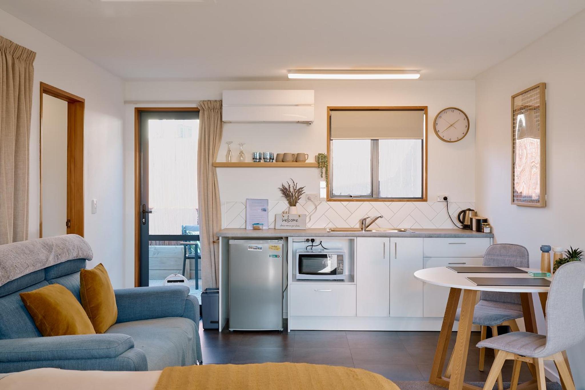 Hotel Wanaka Lake Studio (New) - Image 1