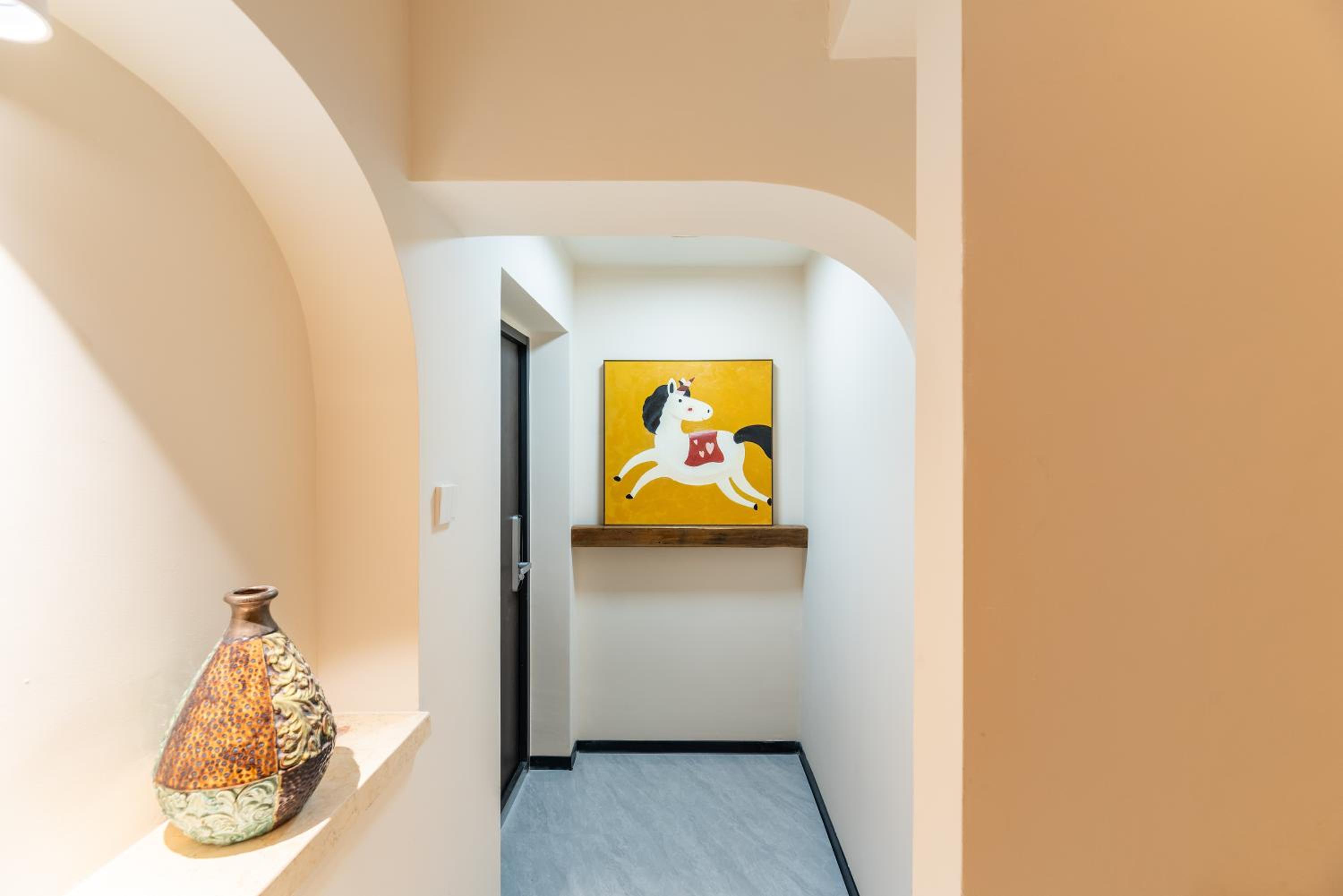 Guangzhou He She Art Apartment
