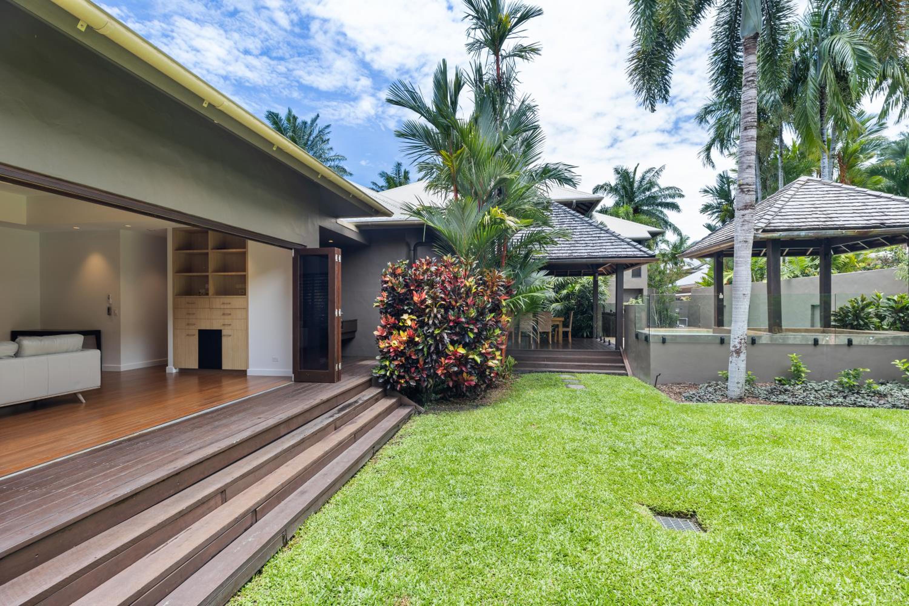 35 Beachfront Mirage Port Douglas