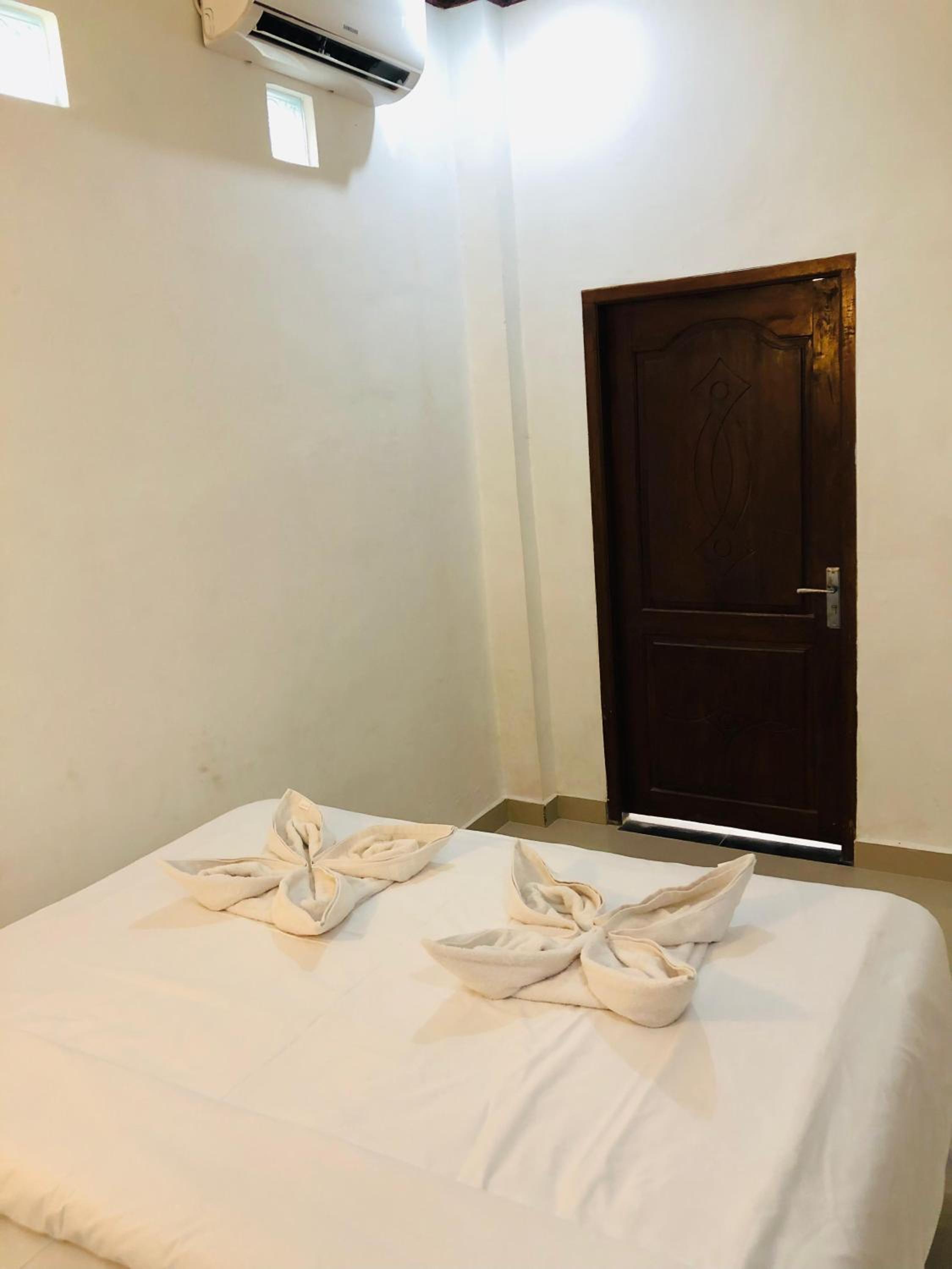 Nyiur Gading Local Room view 4