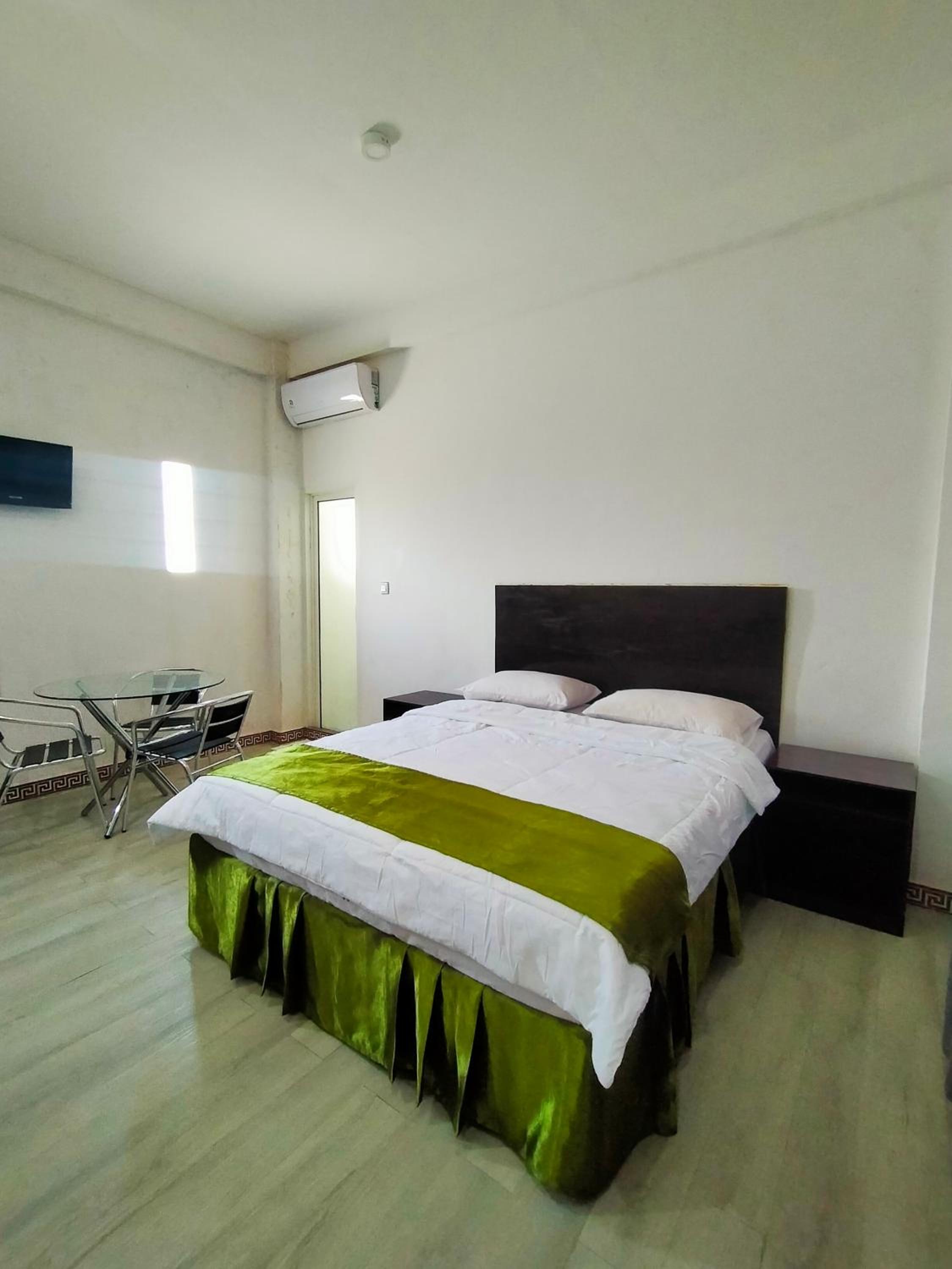 hotel room