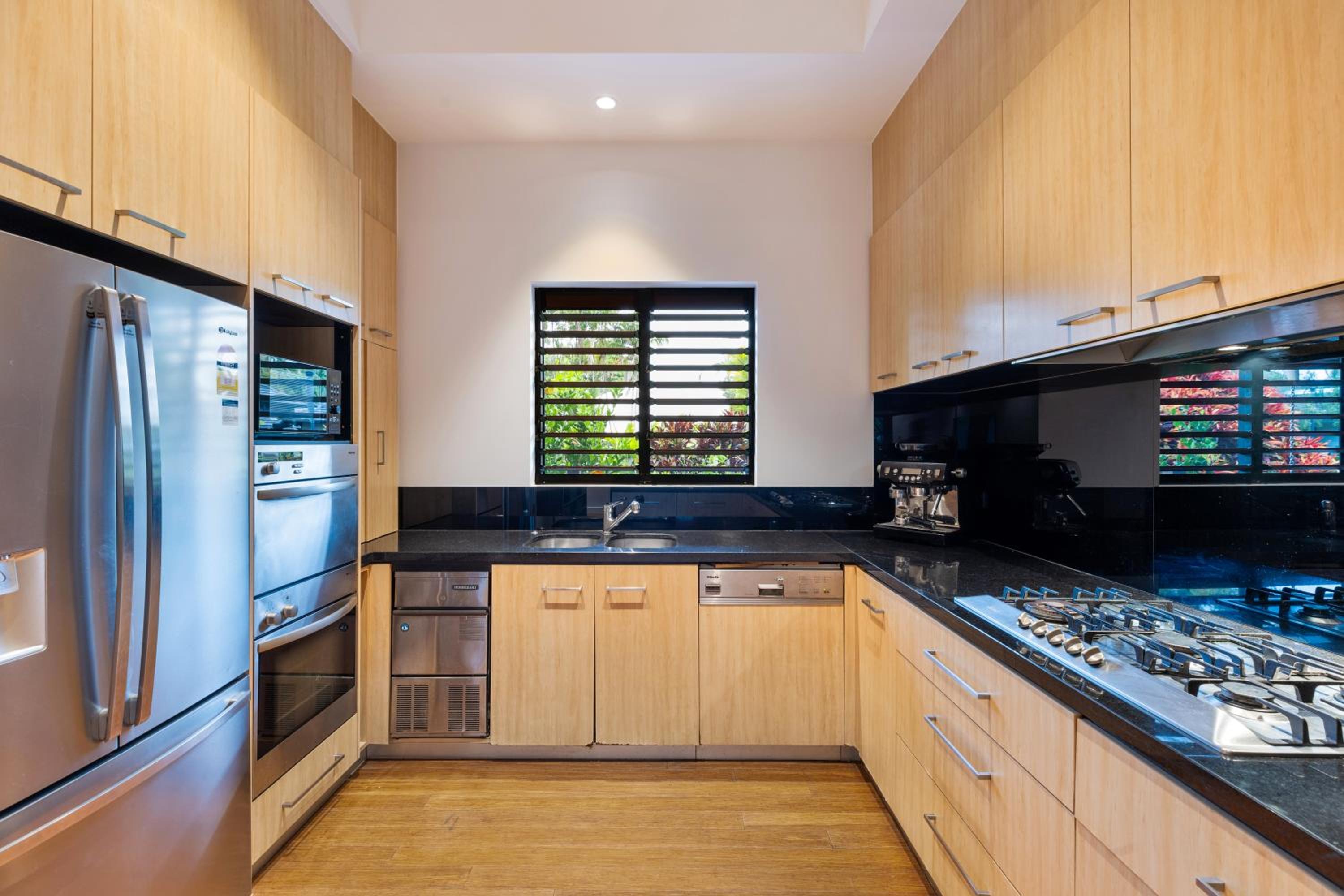 35 Beachfront Mirage Port Douglas