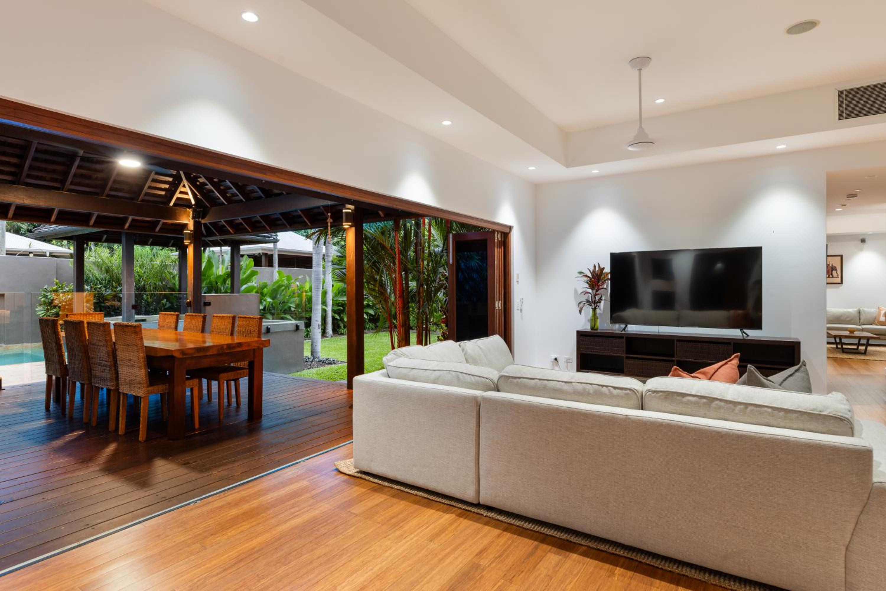 35 Beachfront Mirage Port Douglas