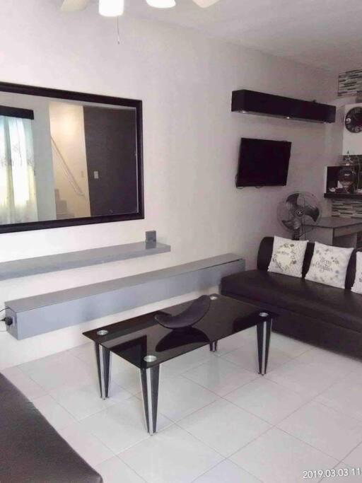 Casa de Molino 3storey3bedroom AL view 4