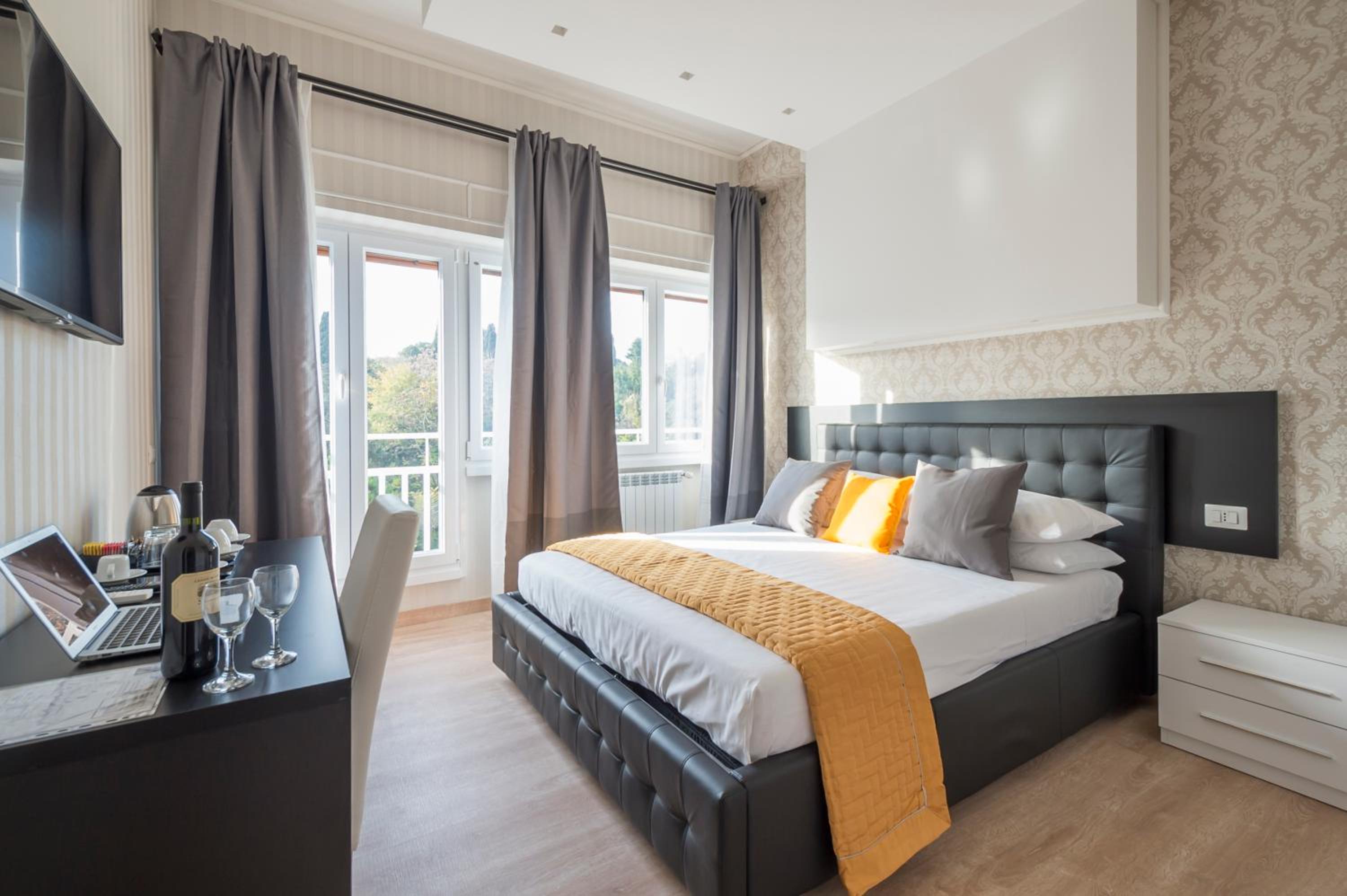 hotel room