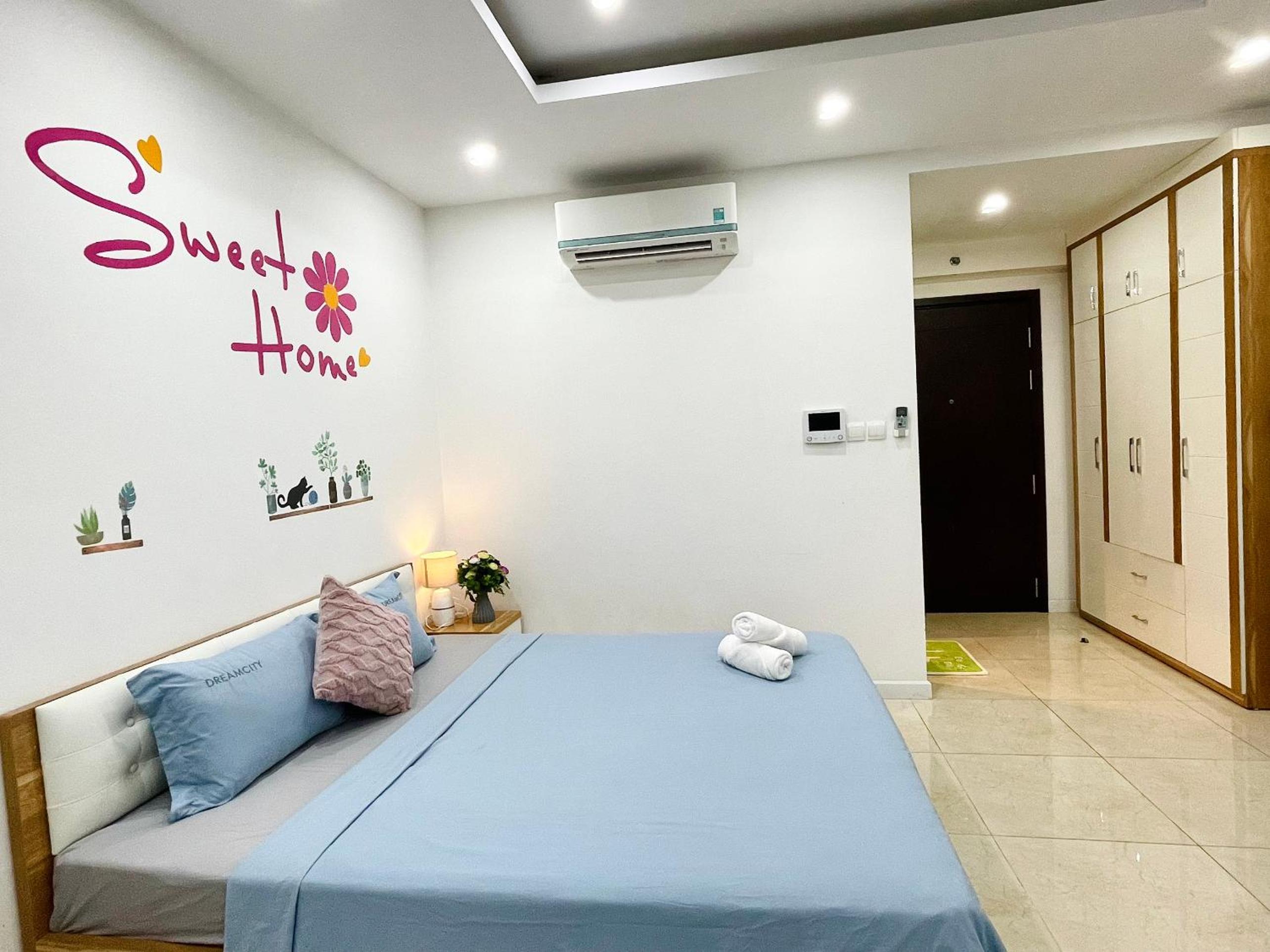 Luna's House - Vinhomes D'Capitale - Studio Apt