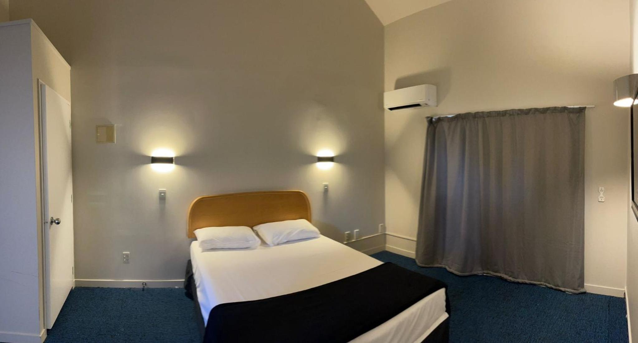 Rayland Epsom Motel - Image 5