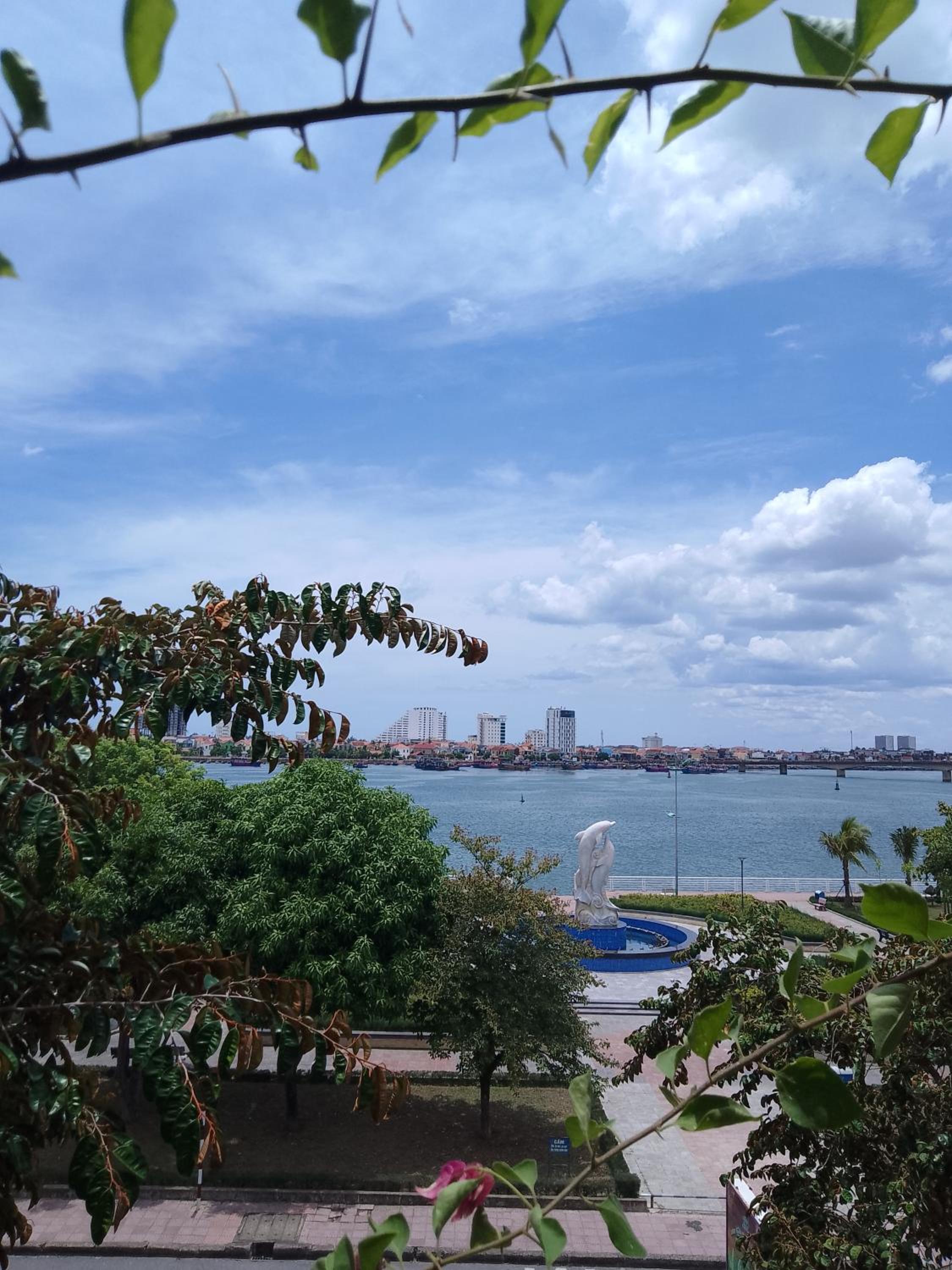 Nhà nghỉ Hằng Nga