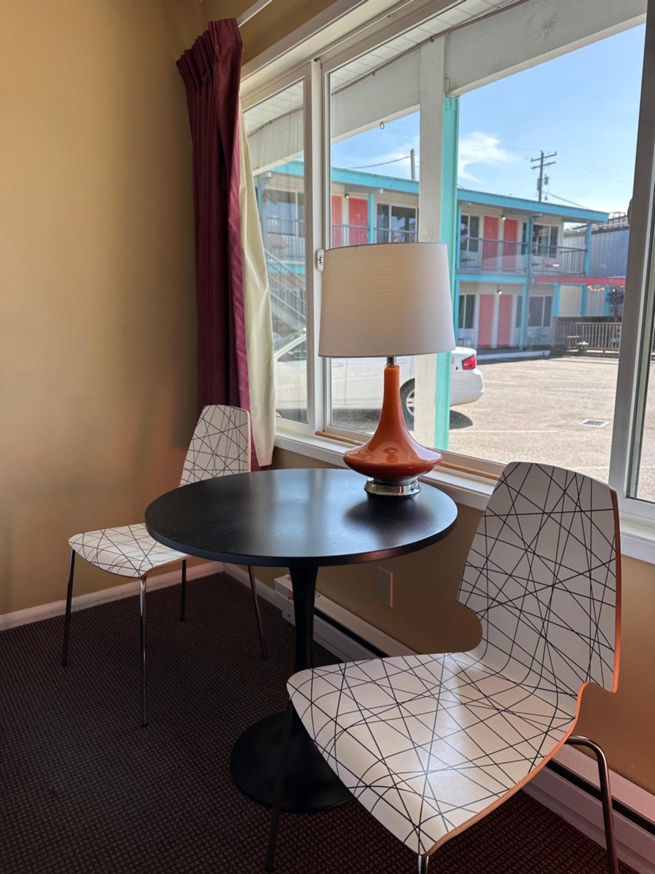 Atomic Motel