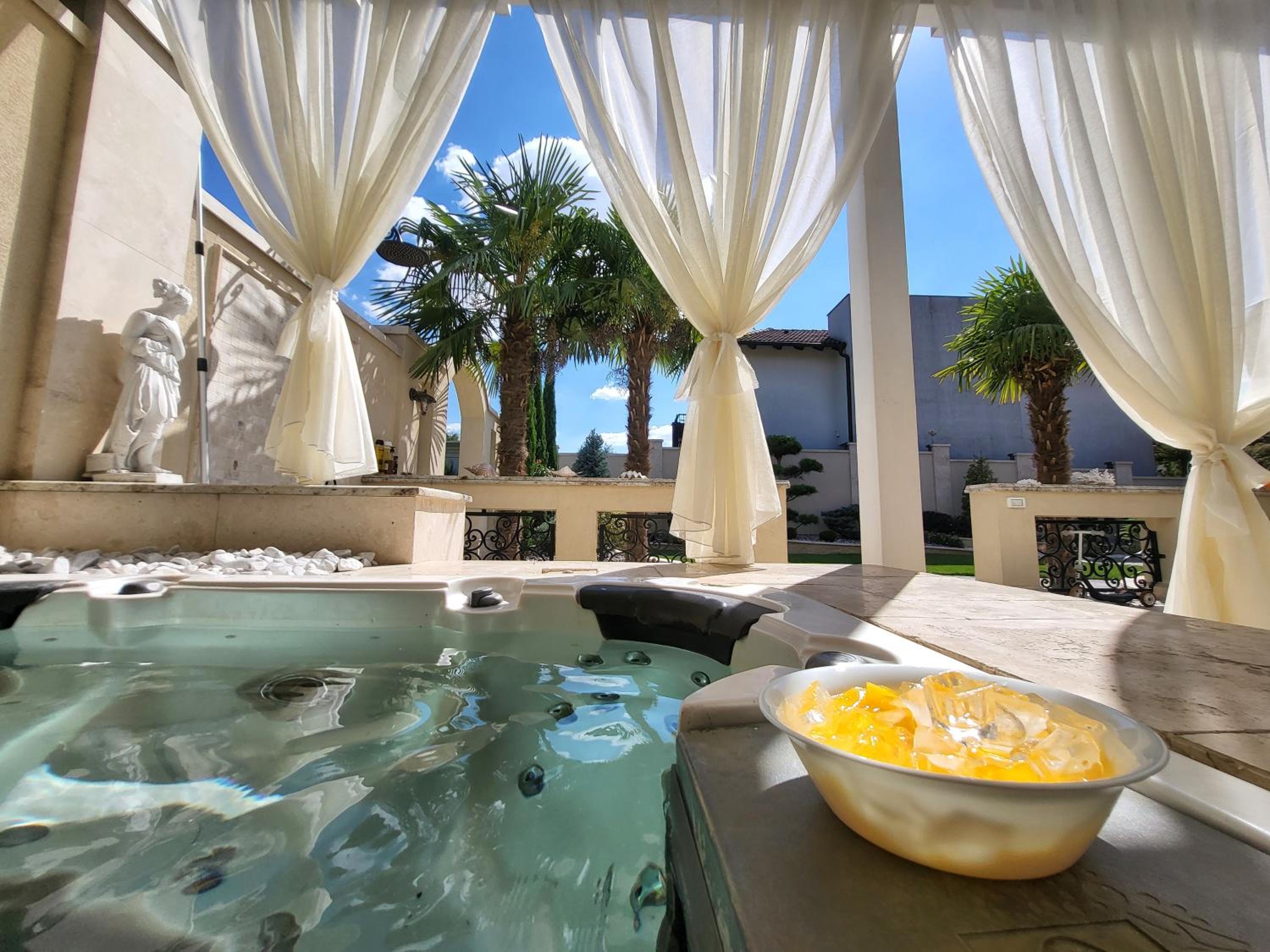 Sika Grand Palladium Garden & Spa Central Apartment - cazare Arad - self check in