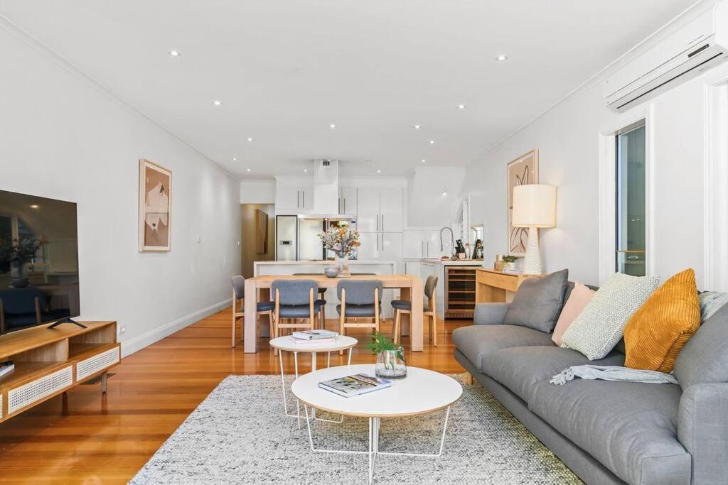 Renovated Brilliance in Bayside Albert Park