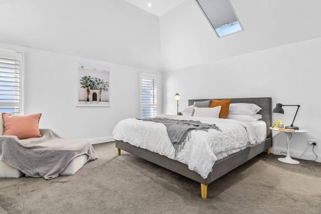 Renovated Brilliance in Bayside Albert Park