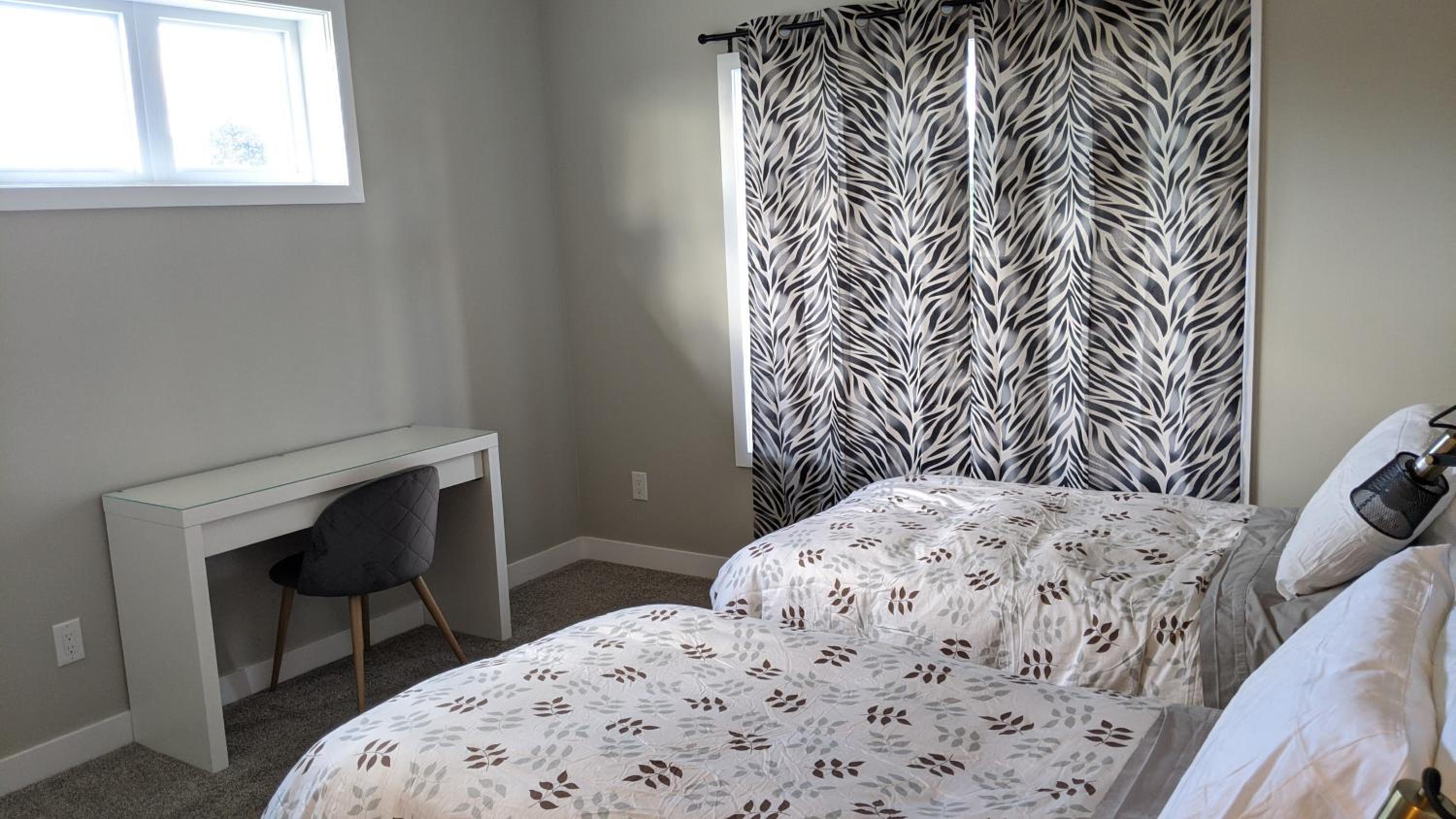 Kitchener Vacations - Boardwalk Homes - Vacation Homes  Executive Suites - Property Image 15