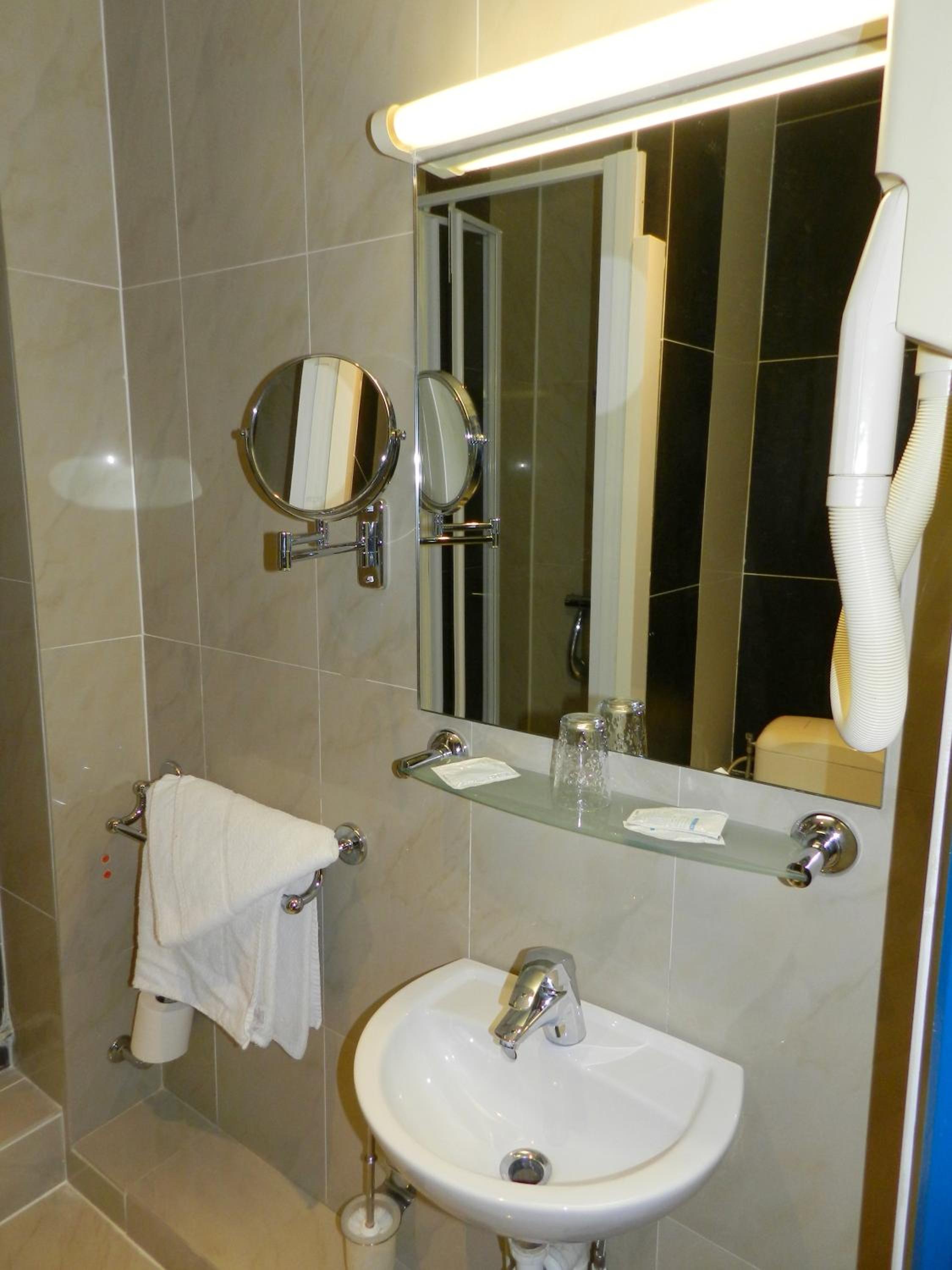 Antares hostel