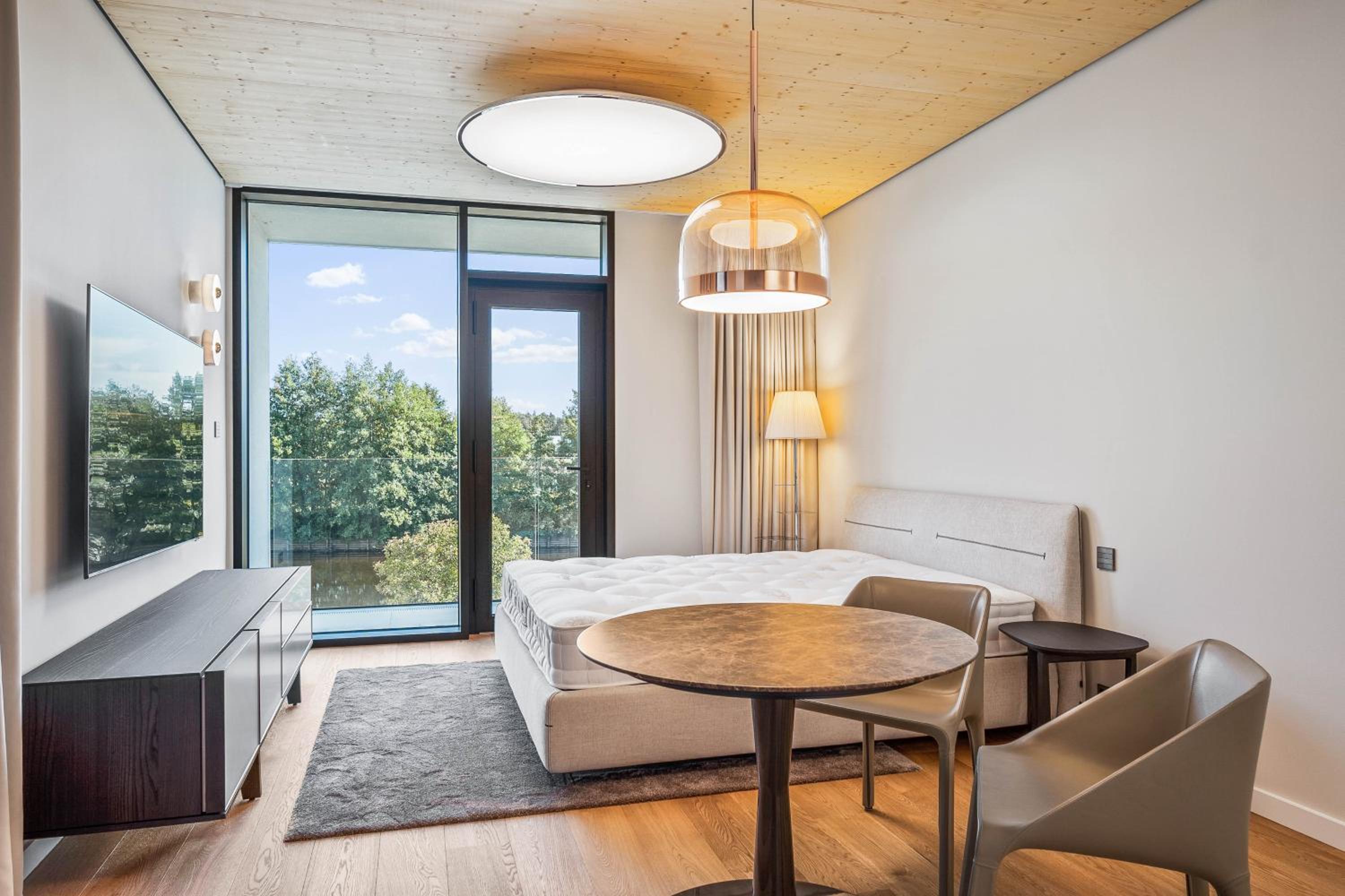 Lux Apartments