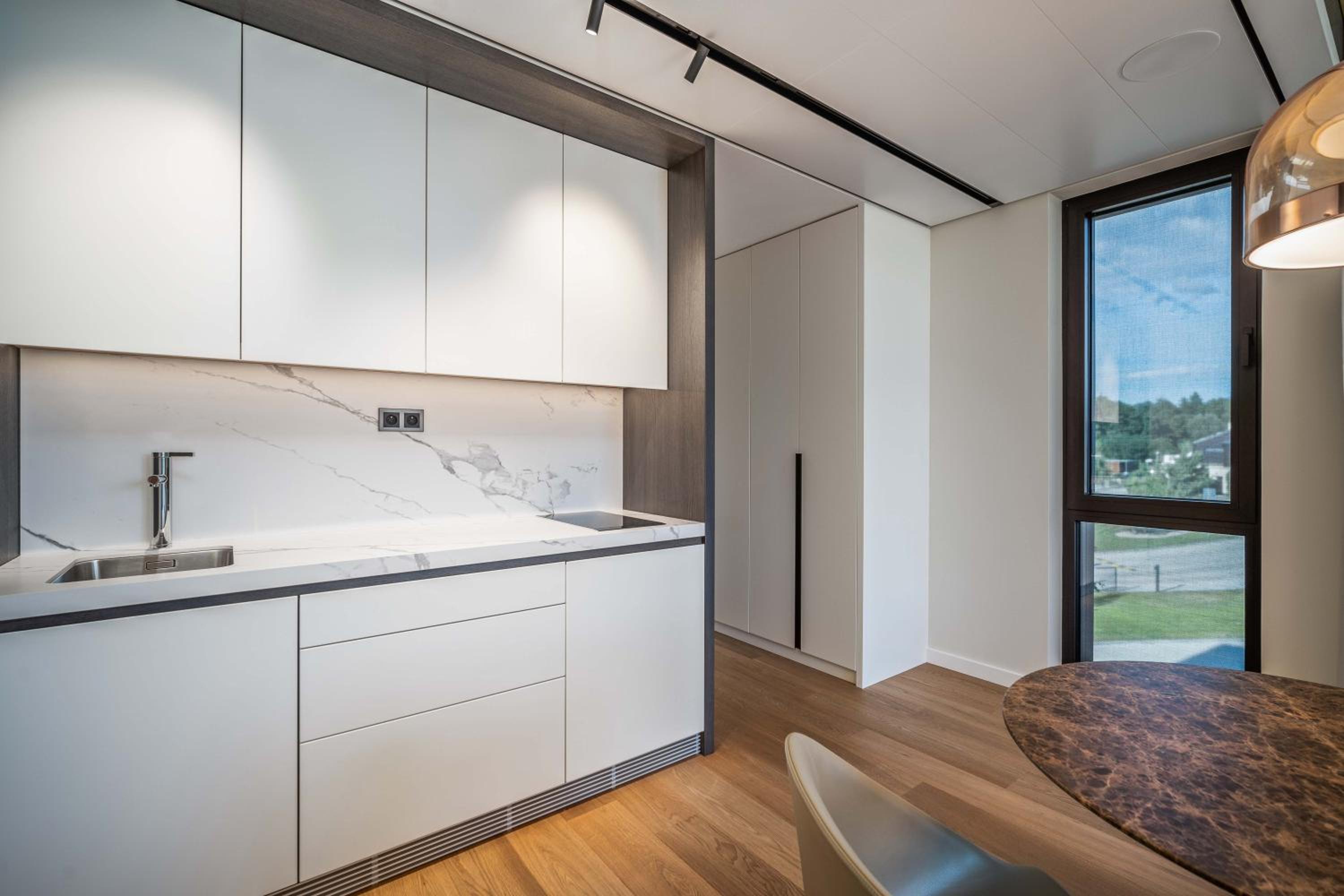 Lux Apartments