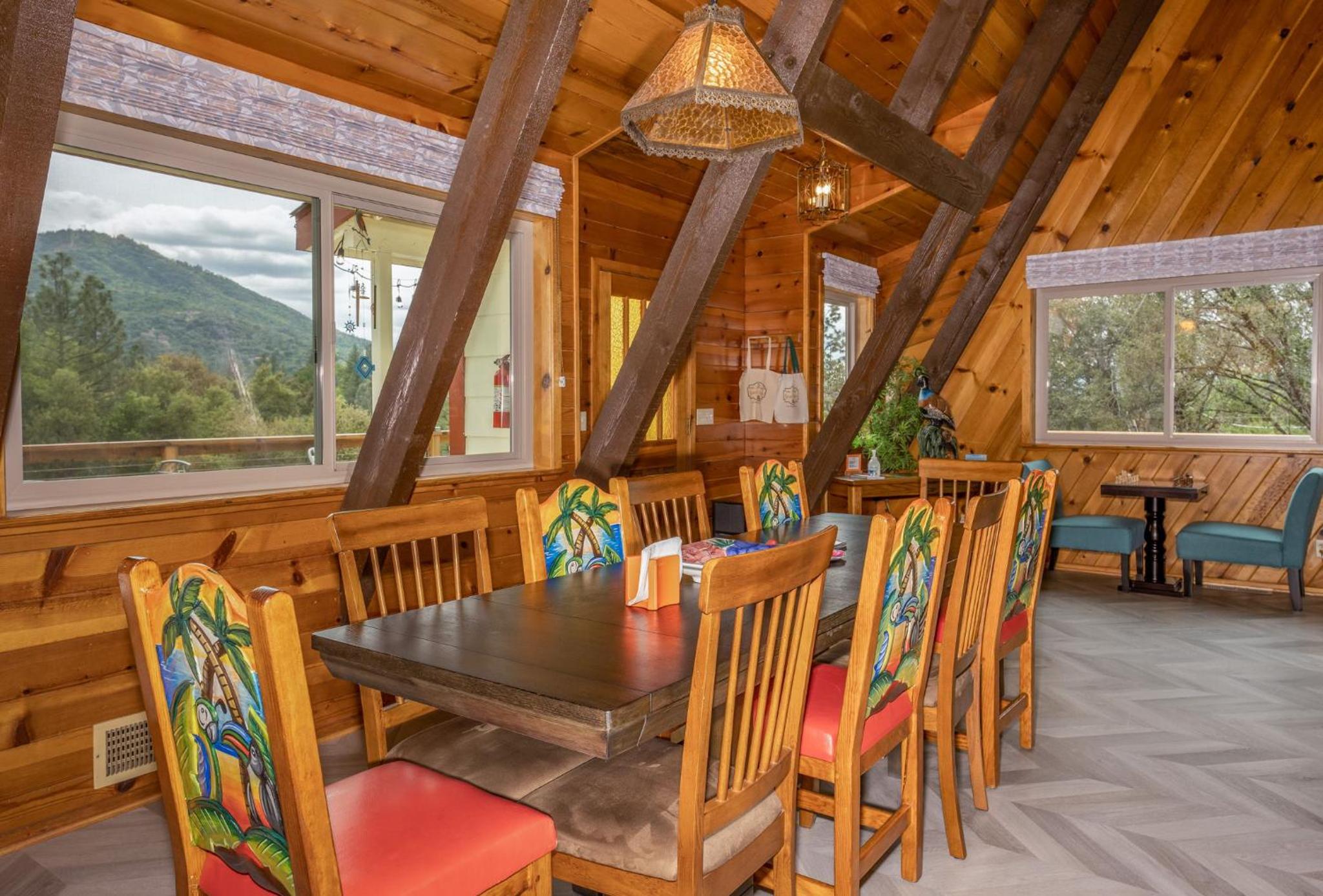 Quail Haven- A-frame cabin with hot tub, views, and more