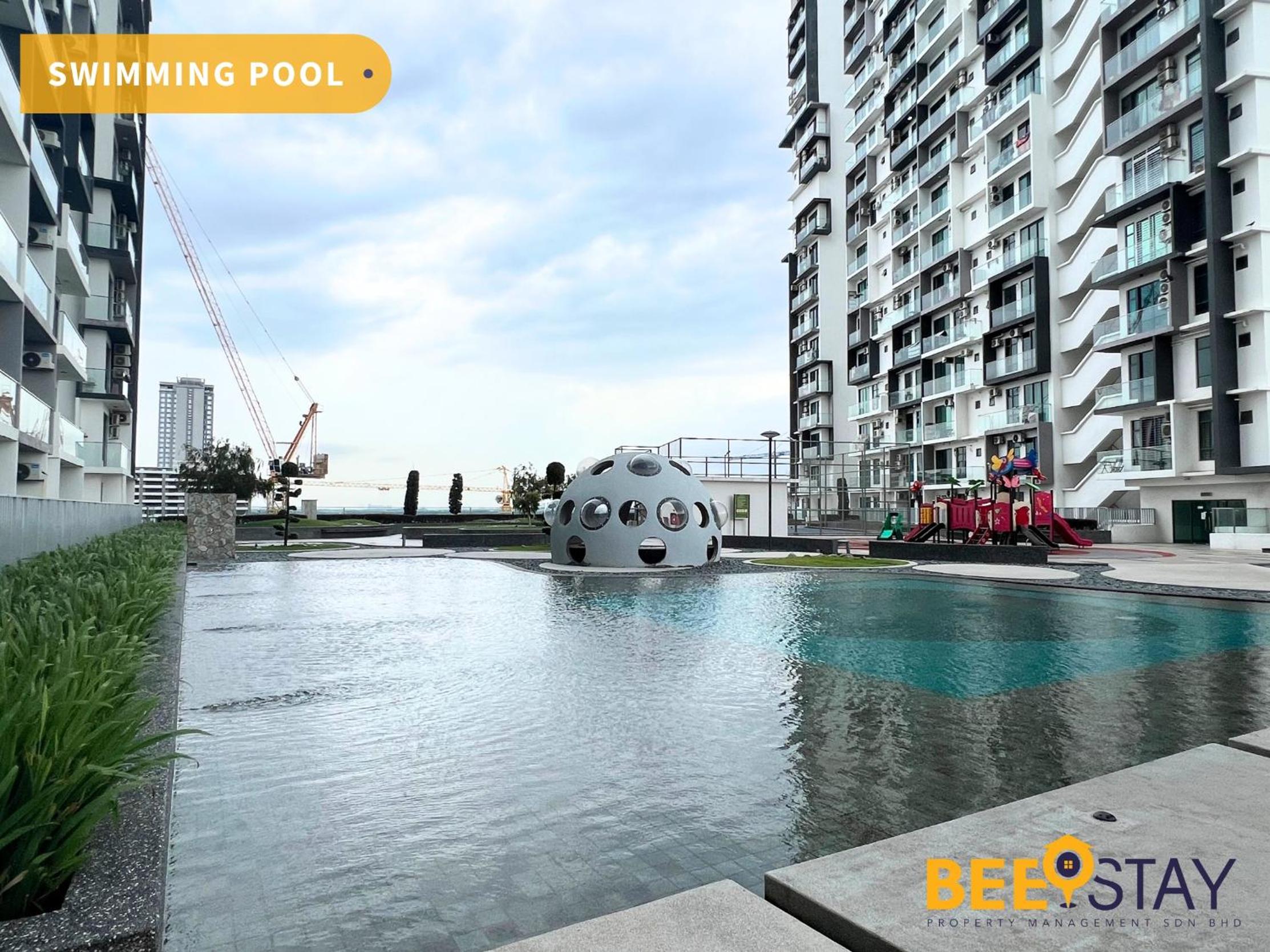 New Listing Klang with Netflix Wifi Swimming Pool View photo 2