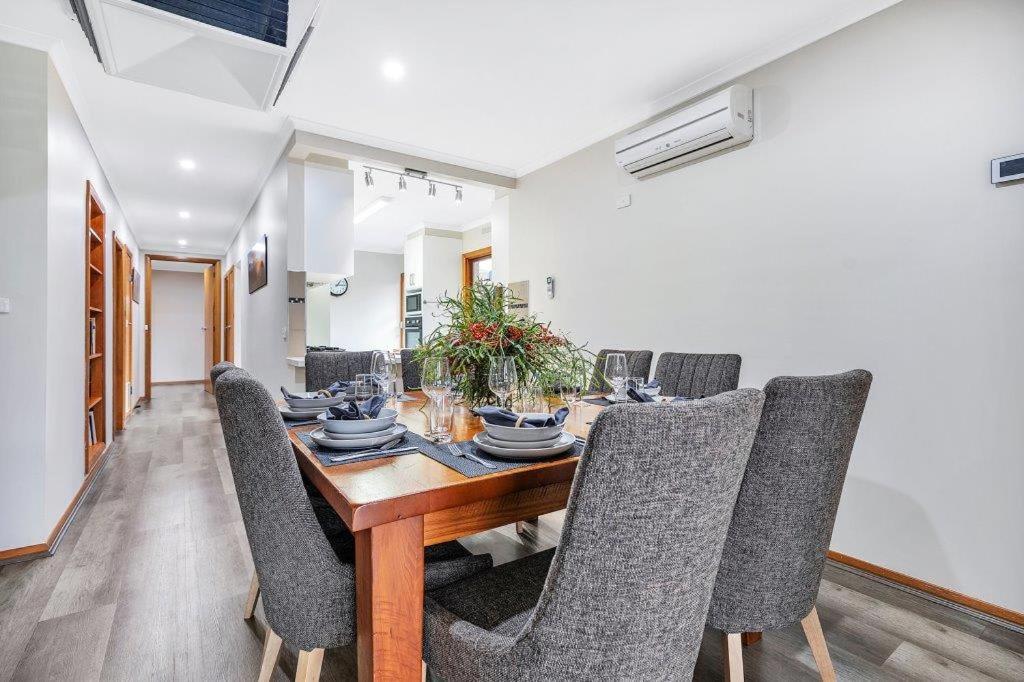 Jensen House - Retro Style with a modern update