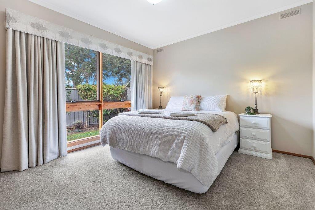 Jensen House - Retro Style with a modern update