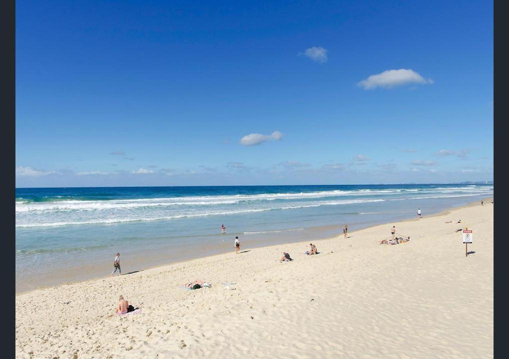 Beach Side Apartment Managed by Gold Coast Premium