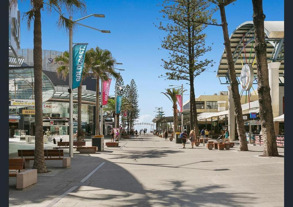 Beach Side Apartment Managed by Gold Coast Premium